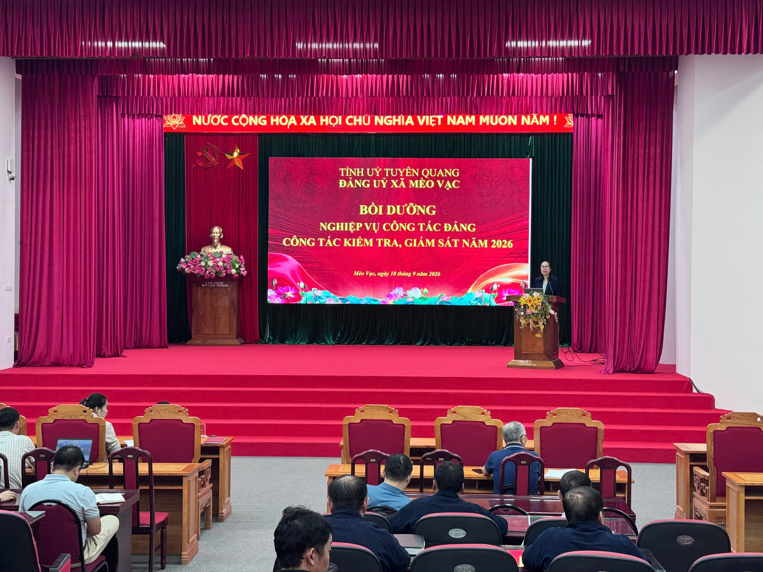 Mèo Vạc tổ chức lớp bồi dưỡng nghiệp vụ công tác Đảng, công tác kiểm tra, giám sát năm 2026