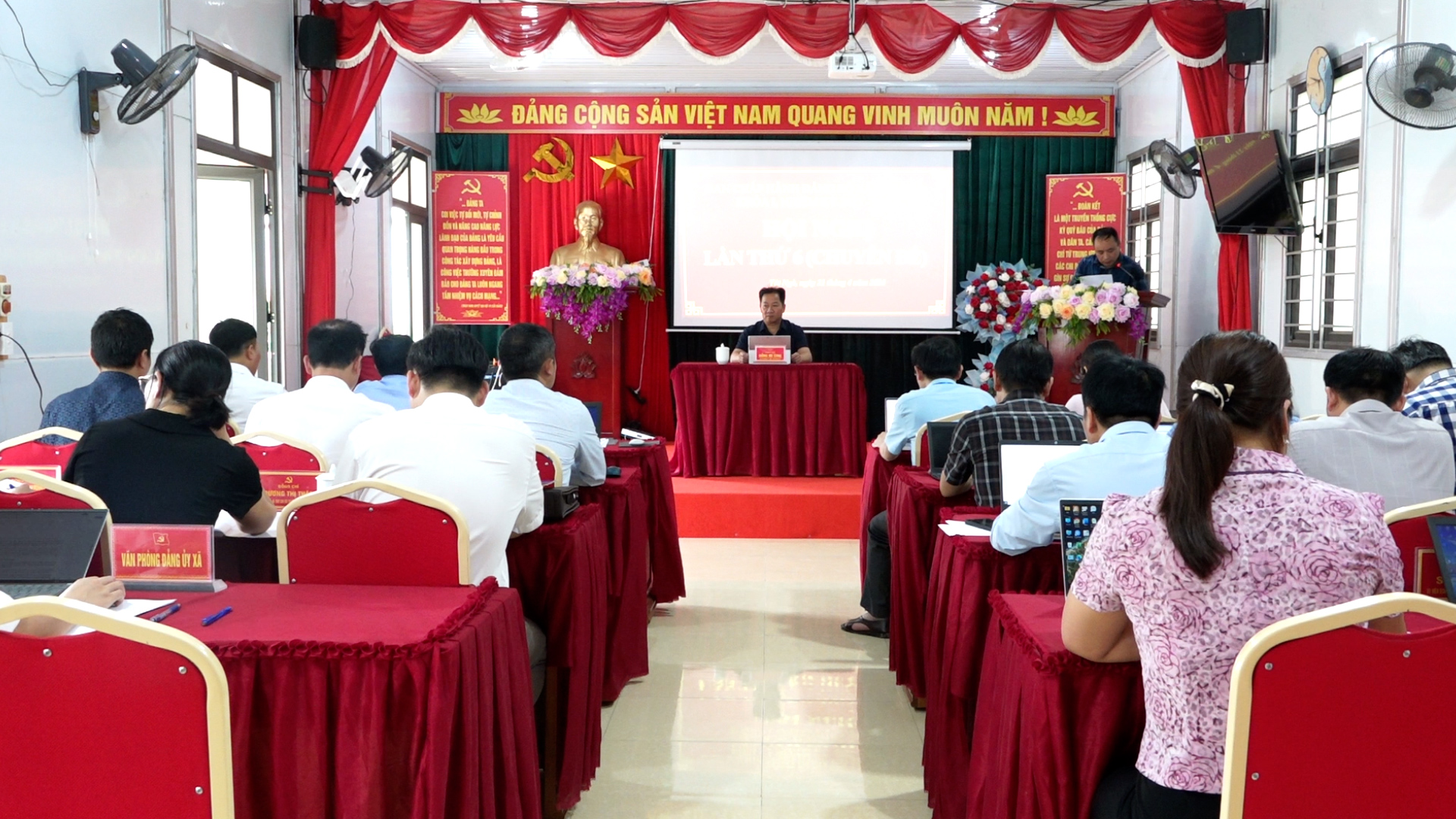 Hội nghị Ban Chấp hành Đảng bộ xã Tát Ngà lần thứ 6 (chuyên đề)