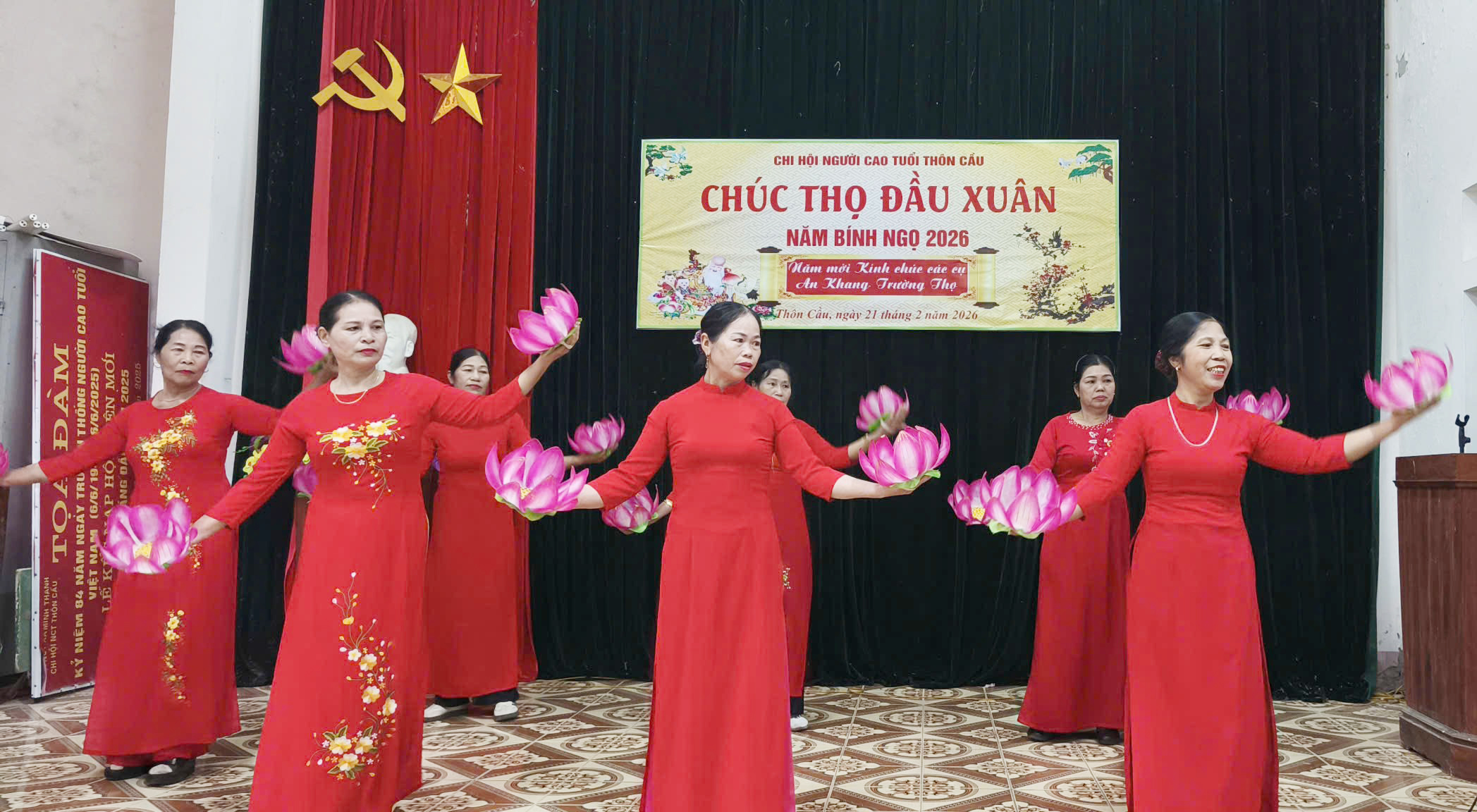 Rộn ràng các hoạt động văn hóa ăn nghệ và chúc thọ đầu xuân tại xã Minh Thanh