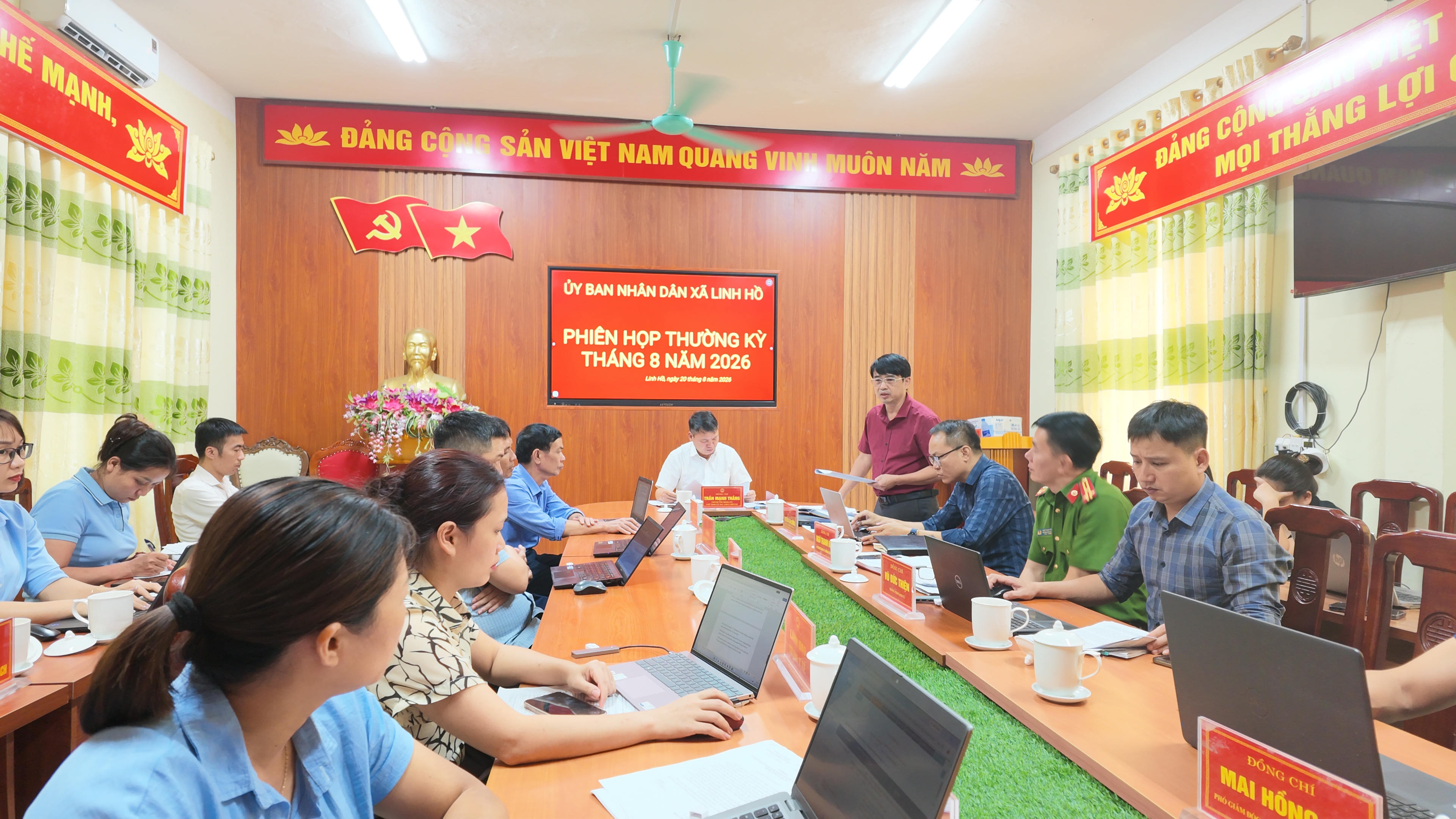Phi&ecirc;n họp 4.JPG
