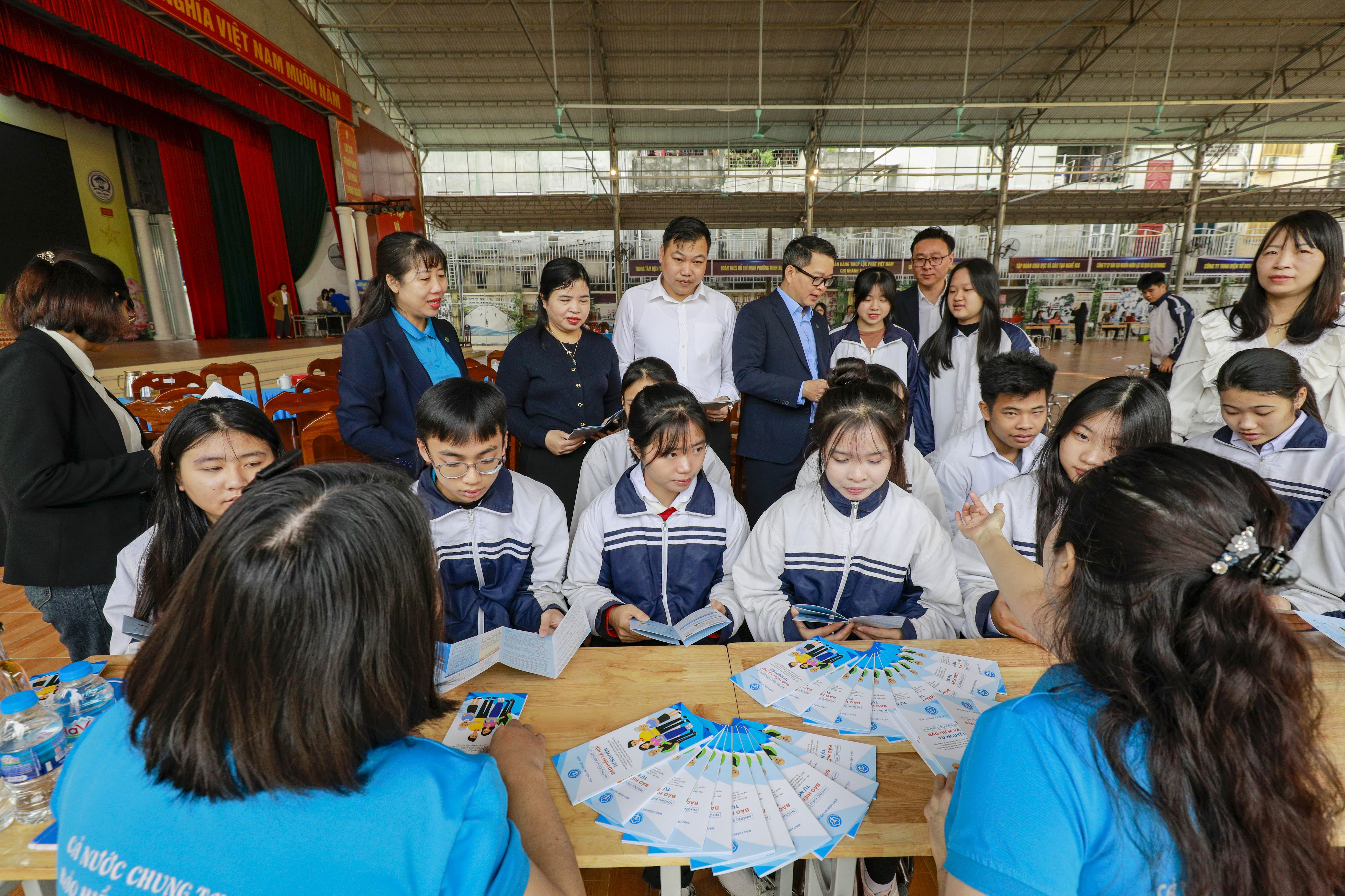 ĐỔI MỚI TRONG CÔNG TÁC TƯ VẤN VIỆC LÀM VÀ HƯỚNG NGHIỆP TẠI PHƯỜNG MINH XUÂN 