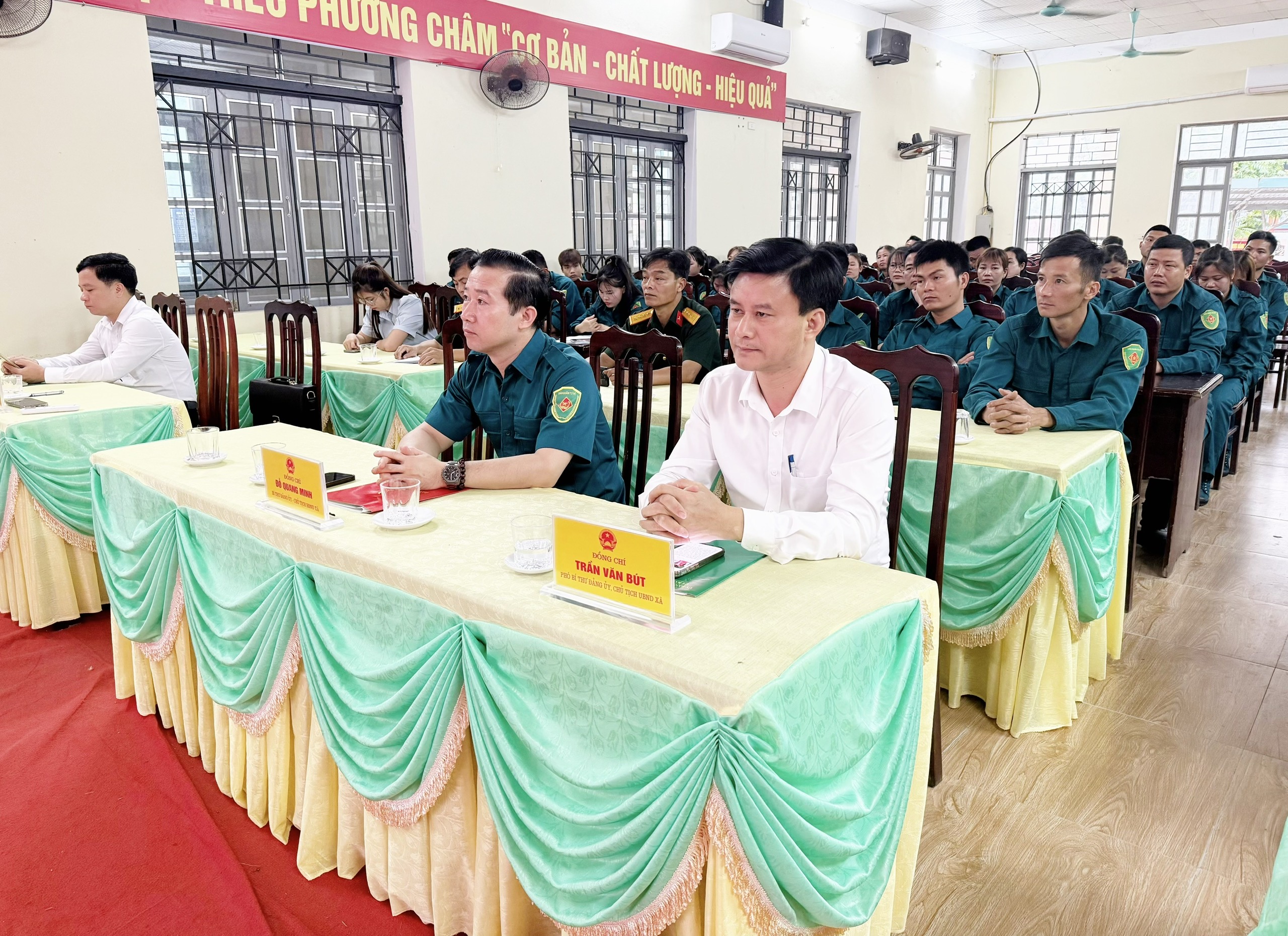 Ban Chỉ huy Quân sự xã Sơn Thủy khai mạc huấn luyện dân quân năm 2026 và Phát động đợt thi đua cao điểm chào mừng kỷ niệm 72 năm Chiến thắng Điện biên phủ (07/5/1954 - 07/5/2026) và 136 năm Ngày sinh Chủ tịch Hồ Chí Minh (19/5/1890 - 19/5/2026)