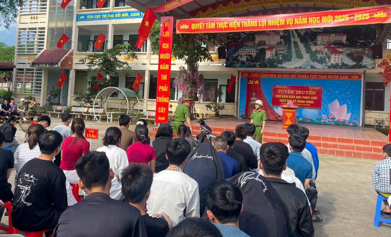 Quang Bình: Tăng cường tuyên truyền pháp luật và kỹ năng lái xe an toàn cho học sinh
