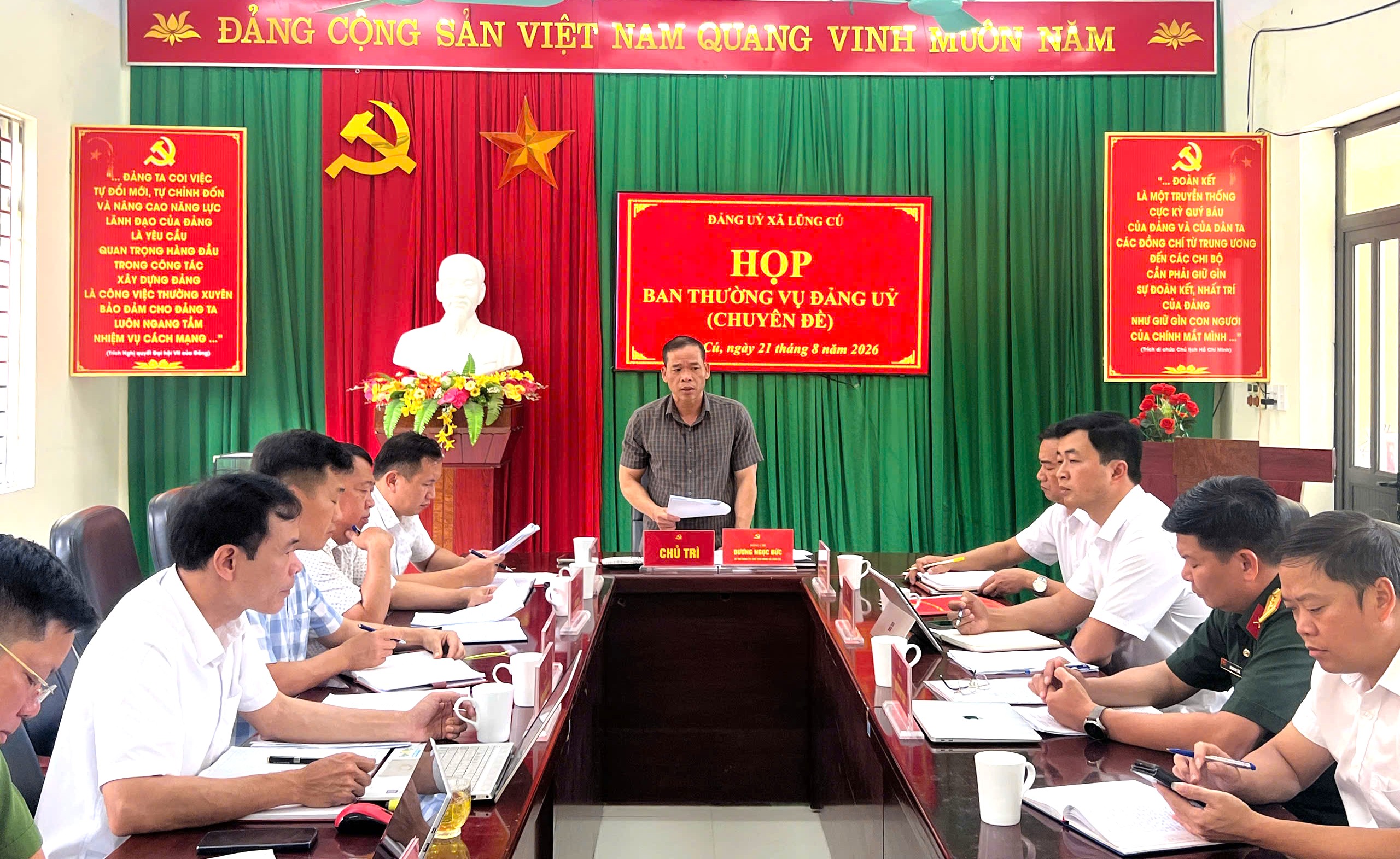 BAN THƯỜNG VỤ ĐẢNG ỦY XÃ LŨNG CÚ TẬP TRUNG CHỈ ĐẠO CÁC NHIỆM VỤ TRỌNG TÂM