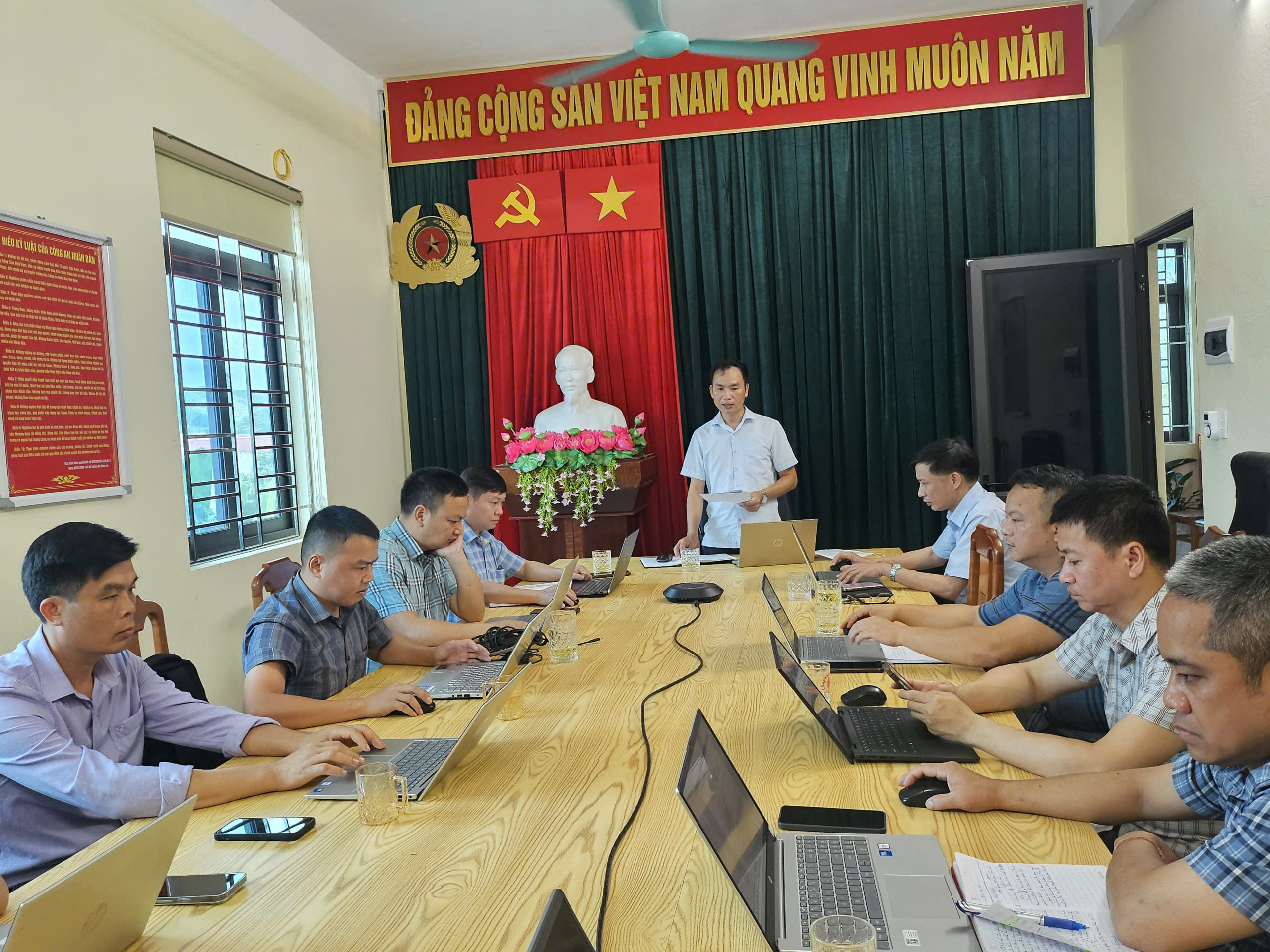 HỘI ĐỒNG NHÂN DÂN XÃ BẰNG HÀNH GIÁM SÁT GIẢI QUYẾT Ý KIẾN, KIẾN NGHỊ CỦA CỬ TRI TRƯỚC VÀ SAU KỲ HỌP THỨ MƯỜI TÁM