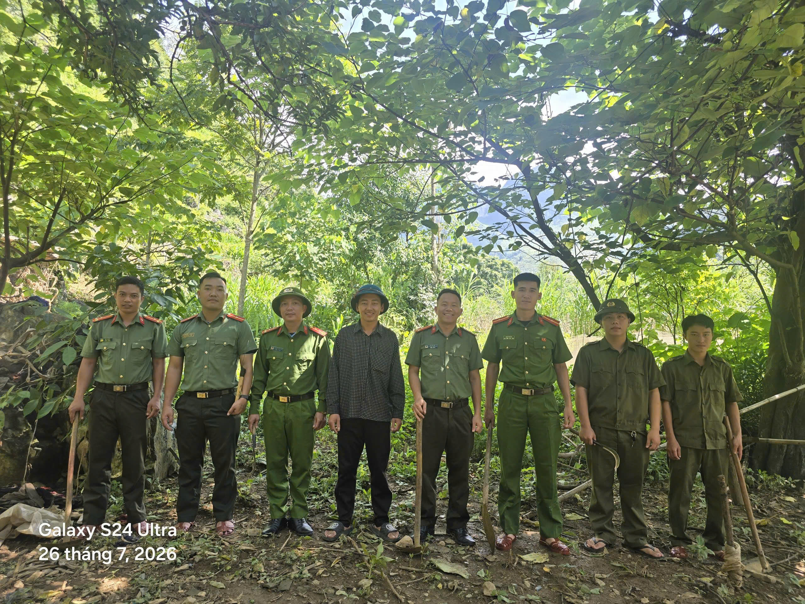 CÔNG AN XÃ ĐƯỜNG THƯỢNG TỔ CHỨC HOẠT ĐỘNG TRI ÂN NHÂN KỶ NIỆM 79 NĂM NGÀY THƯƠNG BINH - LIỆT SĨ