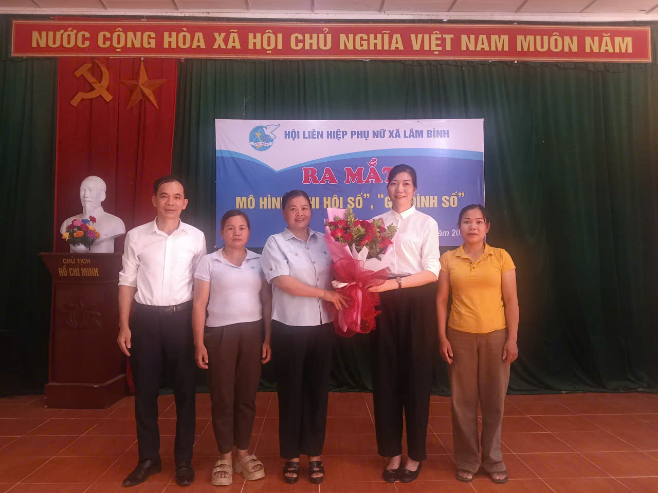 Lâm Bình ra mắt mô hình “Chi hội số” và mô hình điểm “Gia đình số”