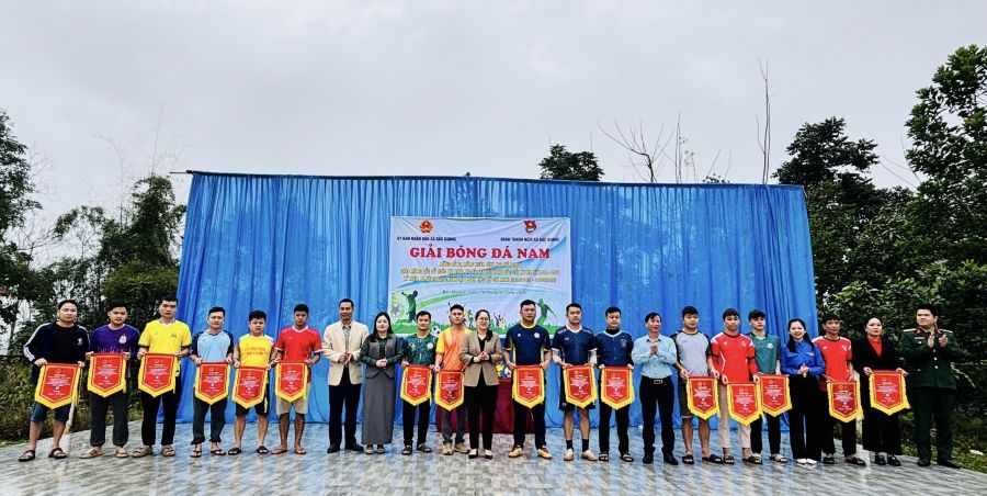 Bắc Quang khai mạc Giải bóng đá nam Mừng Đảng – Mừng Xuân 2026