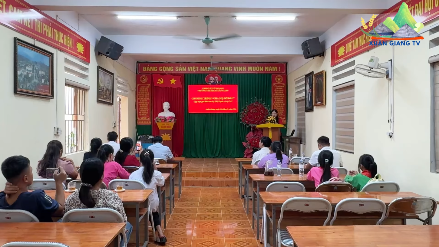 CHƯƠNG TRÌNH “CHA MẸ ĐỠ ĐẦU” – THÊM ĐIỂM TỰA CHO HỌC SINH CÓ HOÀN CẢNH KHÓ KHĂN