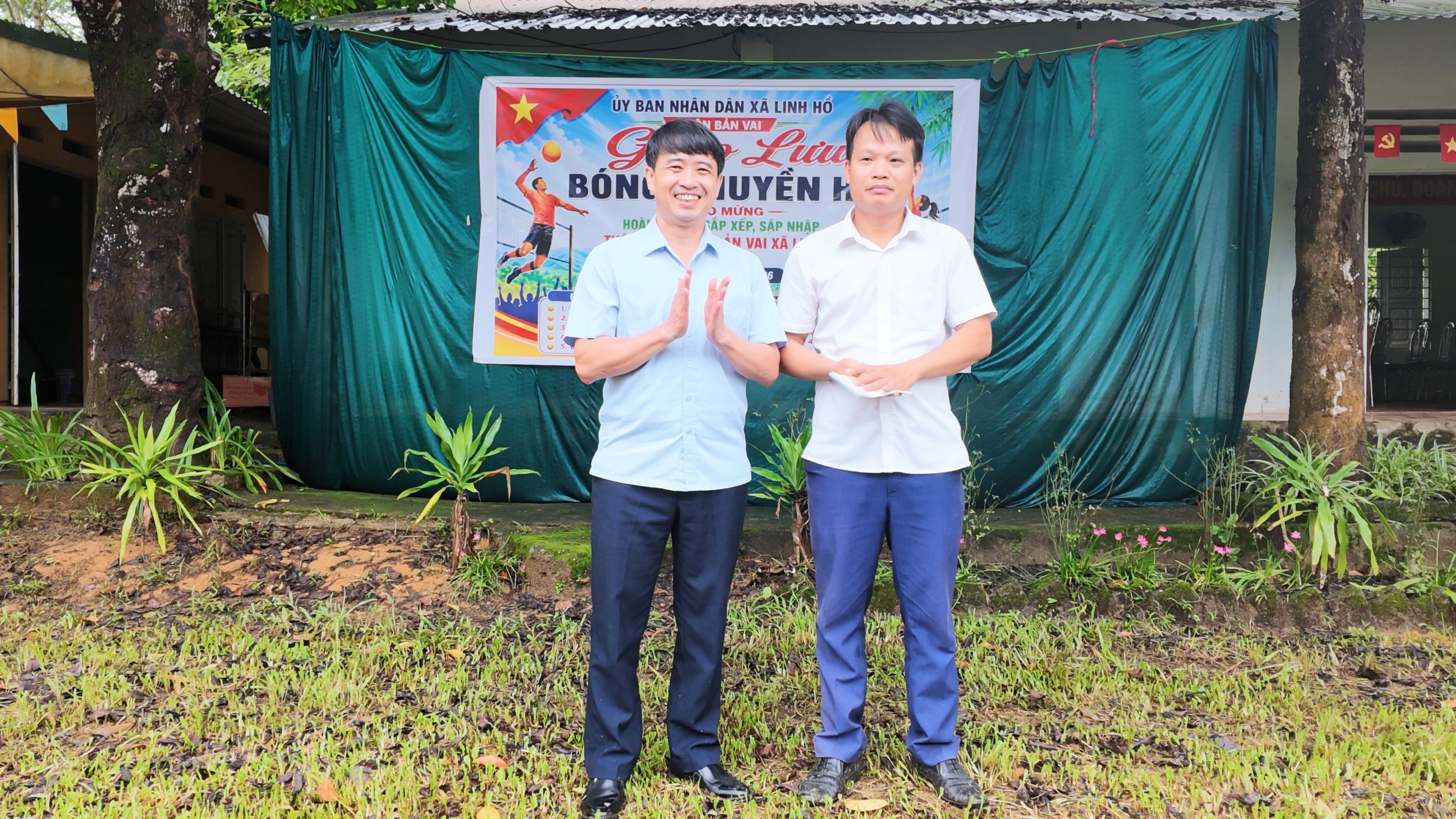 B&oacute;ng chuyền 3.JPG