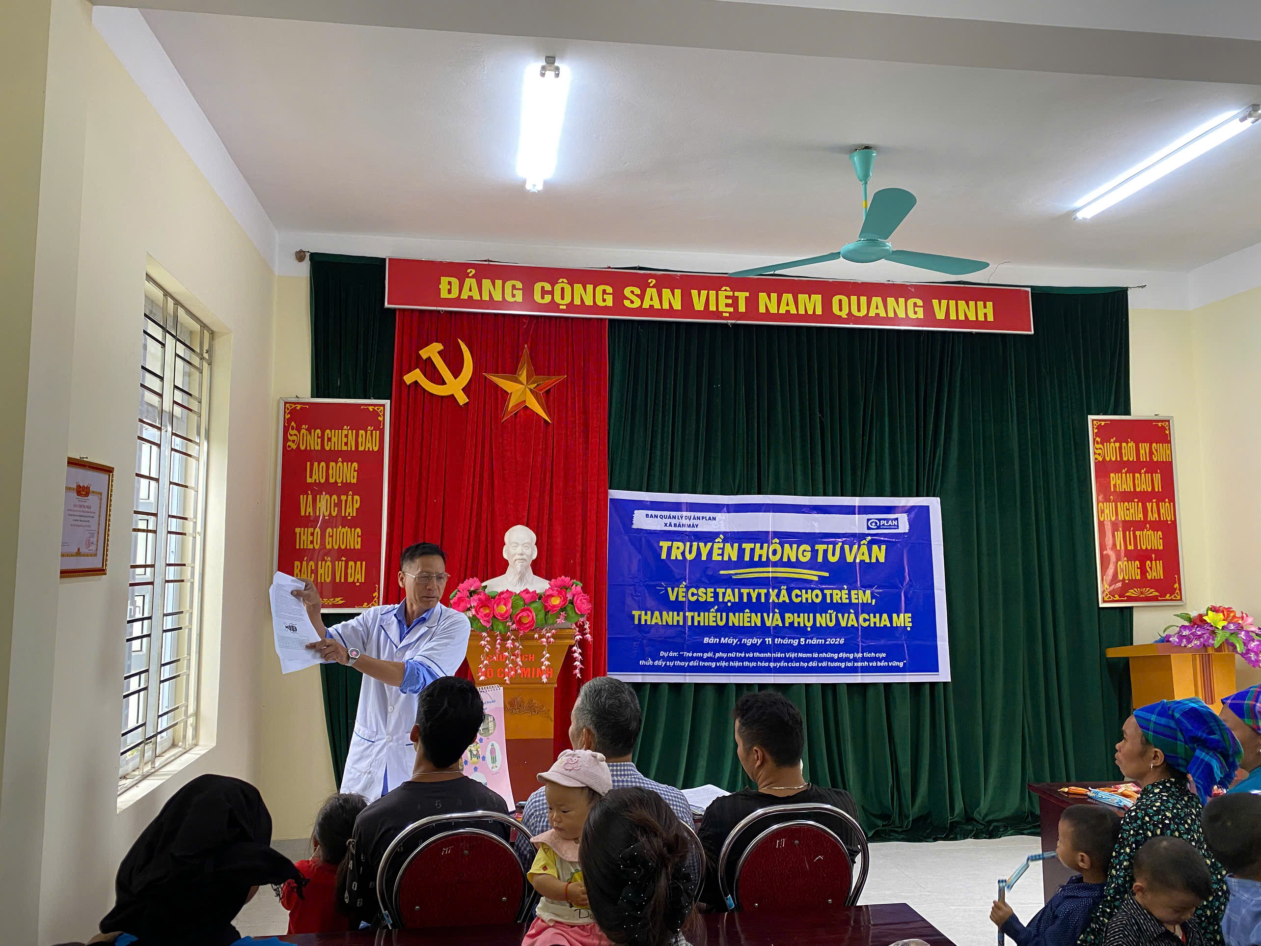 XÃ BẢN MÁY TỔ CHỨC TRUYỀN THÔNG VỀ GIÁO DỤC GIỚI TÍNH TOÀN DIỆN CHO TRẺ EM, THANH THIẾU NIÊN, PHỤ NỮ VÀ CHA MẸ