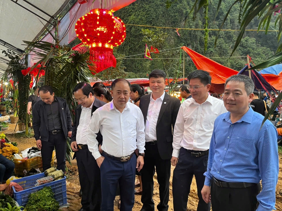 Lễ hội động tiên 33.jpg