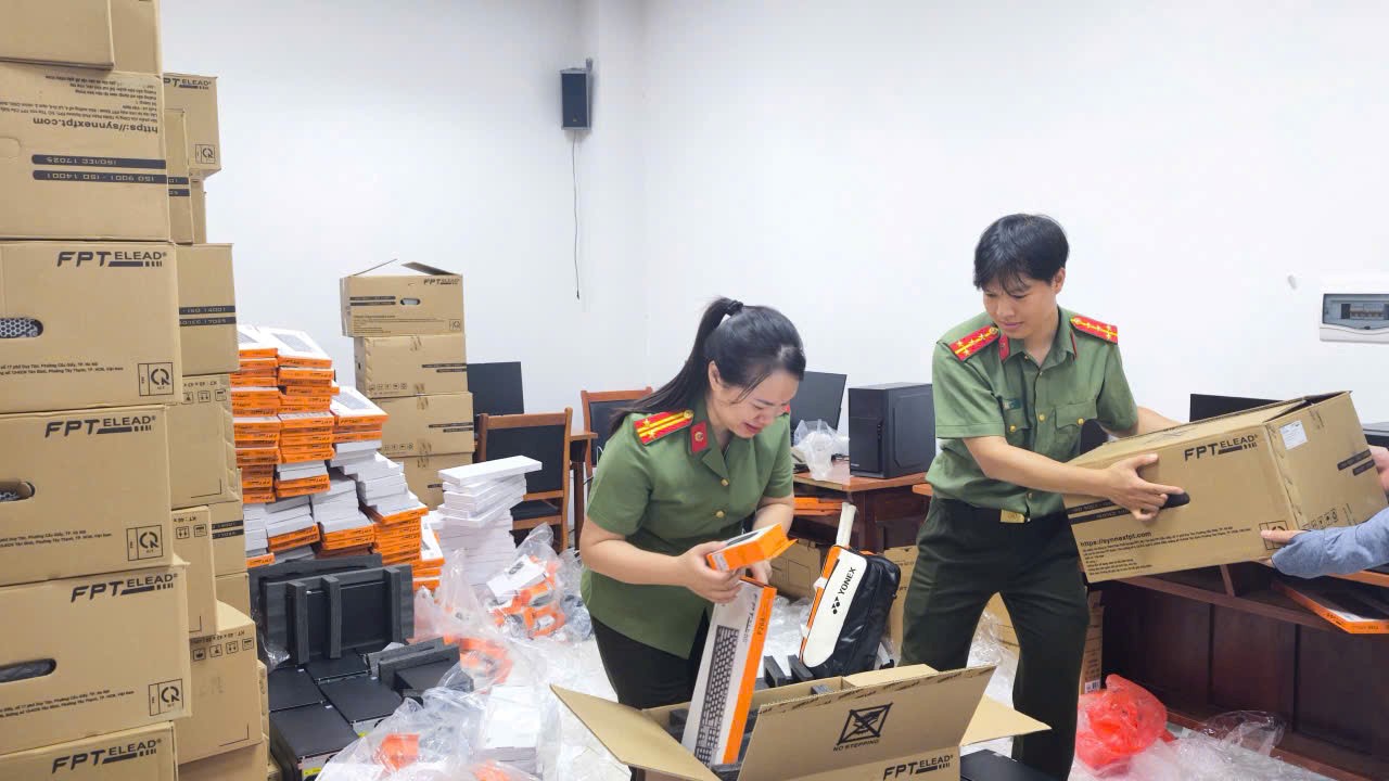 GIỮ VỮNG “LÁ CHẮN” AN NINH TRÊN HÀNH TRÌNH SỐ HÓA