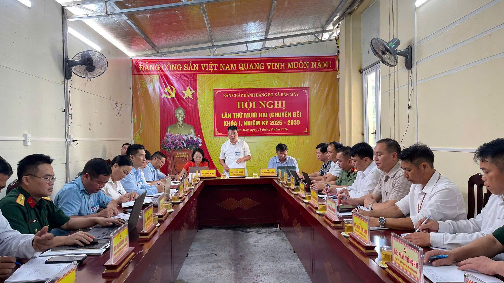 XÃ BẢN MÁY TỔ CHỨC HỘI NGHỊ BAN THƯỜNG VỤ ĐẢNG ỦY KHÔNG THƯỜNG KỲ THÁNG 8 NĂM 2025 VÀ HỘI NGHỊ LẦN THỨ 12 (CHUYÊN ĐỀ) BAN CHẤP HÀNH ĐẢNG BỘ XÃ, NHIỆM KỲ 2025 - 2030 