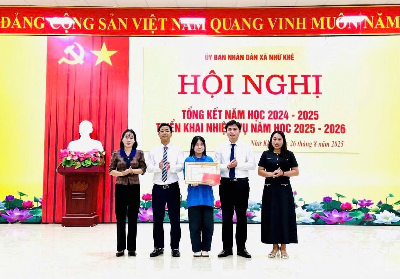 Những tấm gương sáng từ phong trào học tập ở xã Nhữ Khê