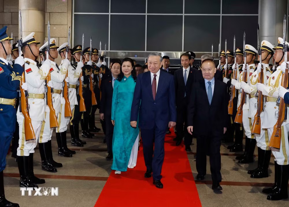 Tổng Bí thư, Chủ tịch nước và Phu nhân thăm thành phố Nam Ninh của Trung Quốc