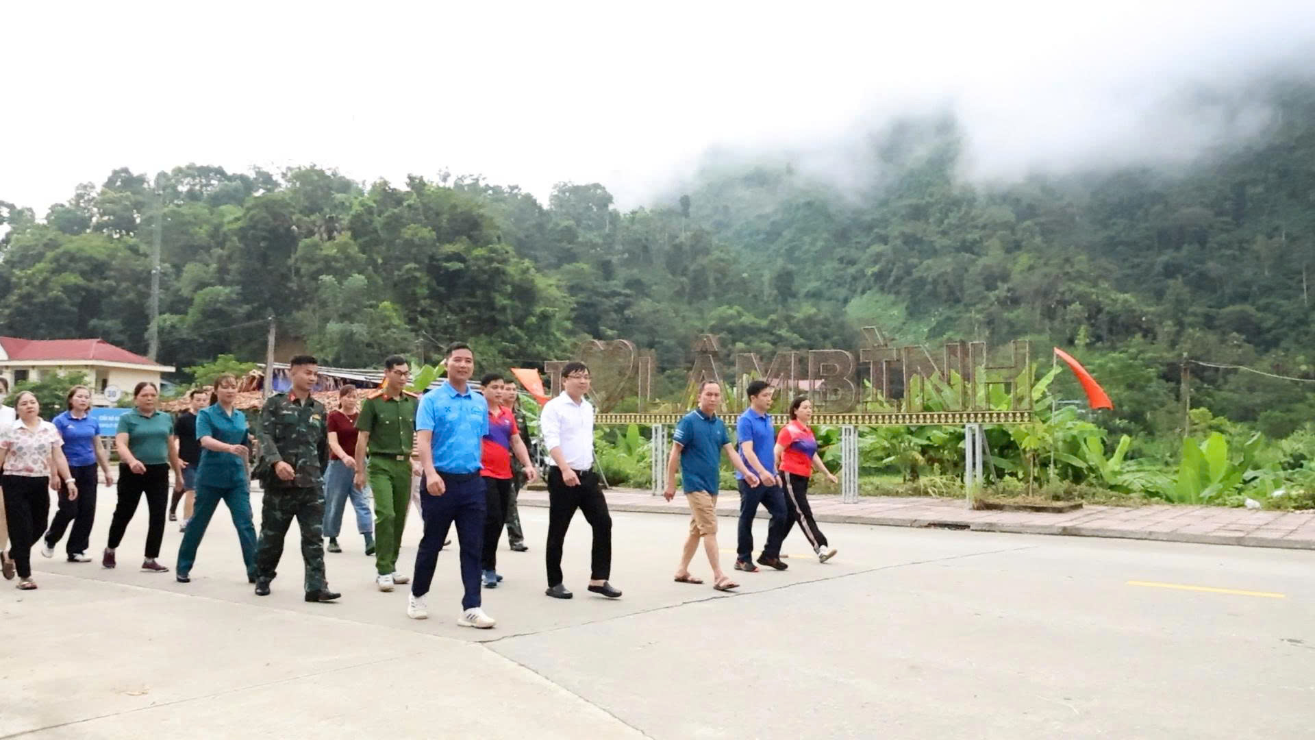 Lâm Bình hưởng ứng Chương trình đi bộ “Cùng Việt Nam tiến bước” năm 2026