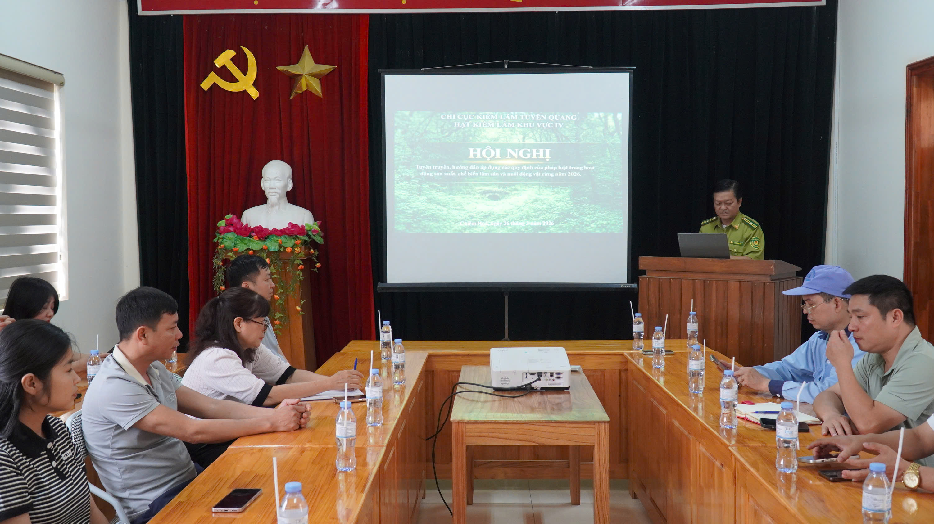 Hạt Kiểm lâm khu vực IV tổ chức tuyên truyền pháp luật về lâm nghiệp