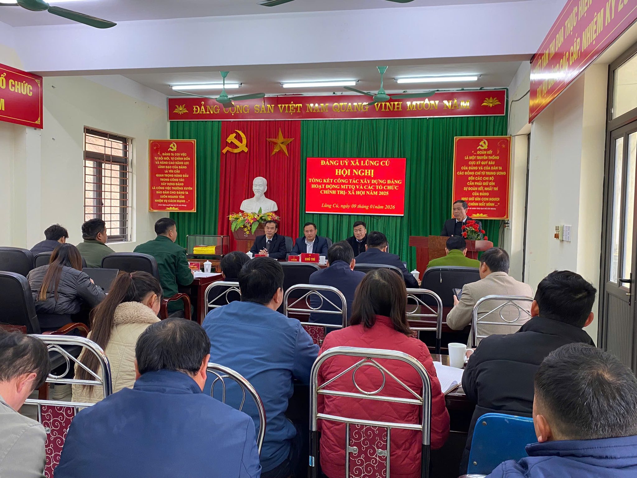 LŨNG CÚ LẤY XÂY DỰNG ĐẢNG LÀ NHIỆM VỤ THEN CHỐT – MẶT TRẬN TỔ QUỐC VÀ CÁC TỔ CHỨC CHÍNH TRỊ – XÃ HỘI LÀ ĐIỂM TỰA CHO NHÂN DÂN