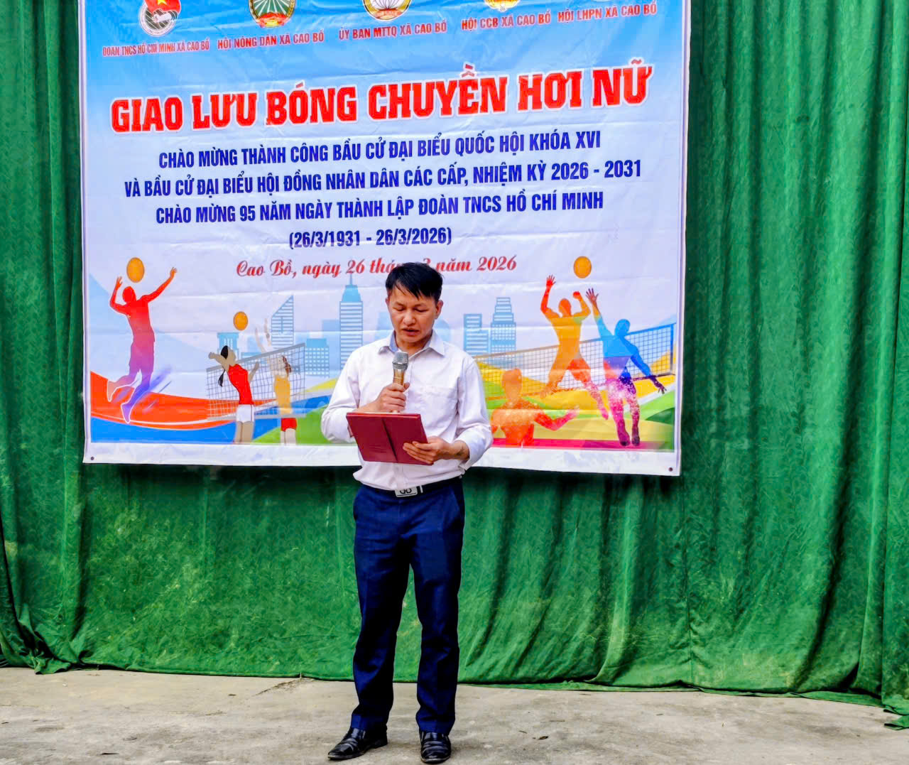 Sôi nổi giao lưu bóng chuyền hơi nữ xã Cao Bồ năm 2026 chào mừng 95 năm ngày thành lập Đoàn và thành công cuộc Bầu cử