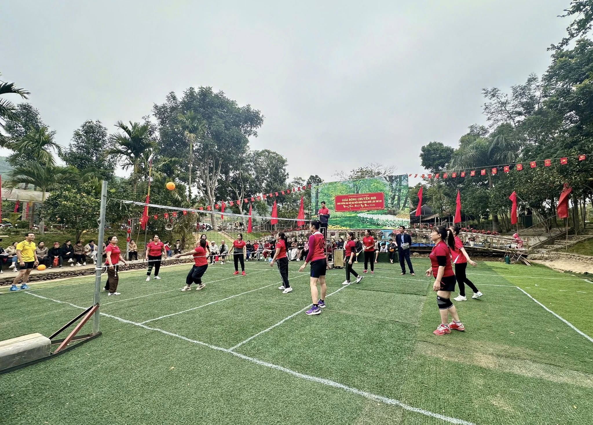 Khai mạc Giải bóng chuyền hơi xã Sơn Dương năm 2025