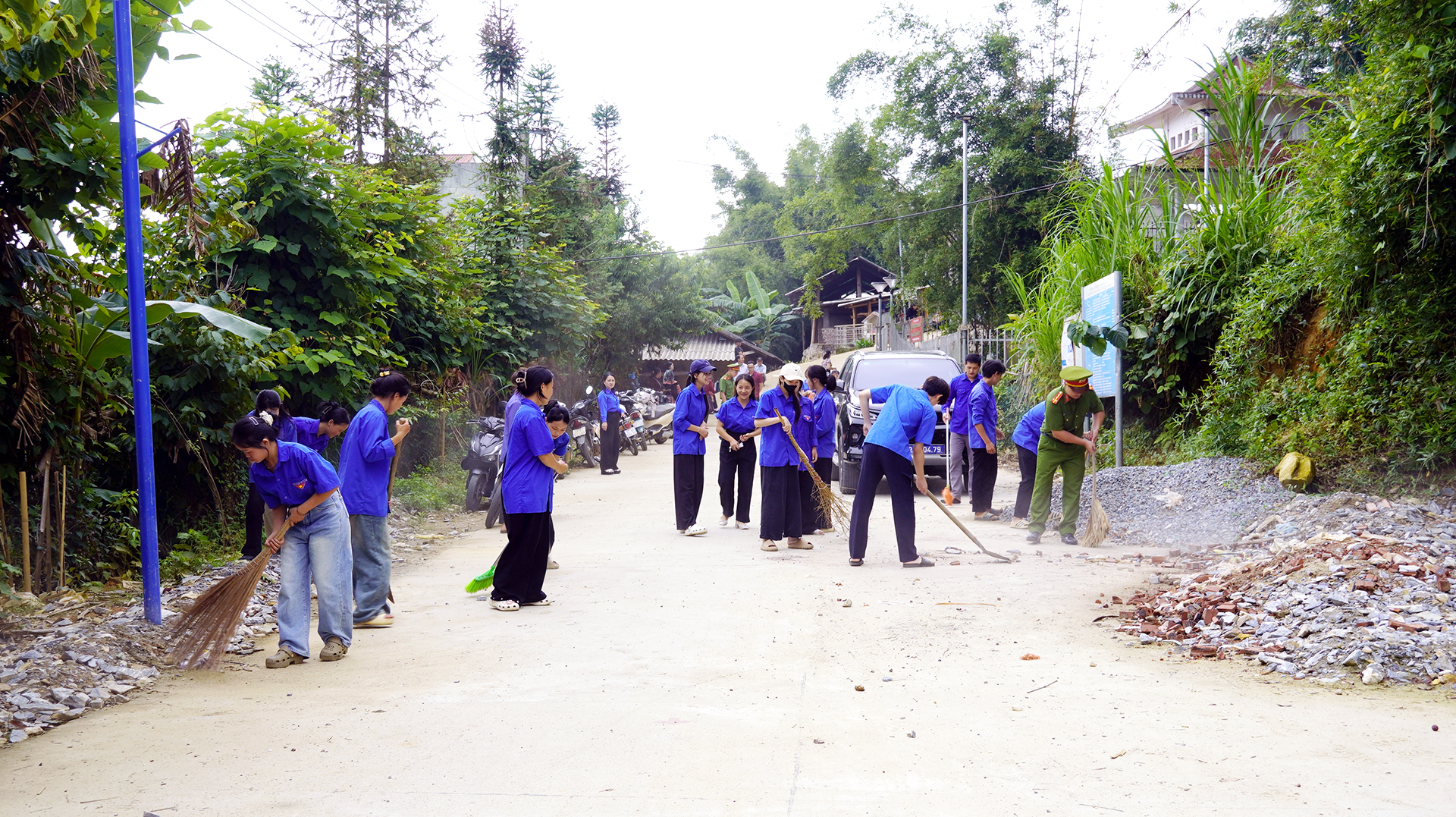 Ra quân tình nguyện hè 26 (0).jpg