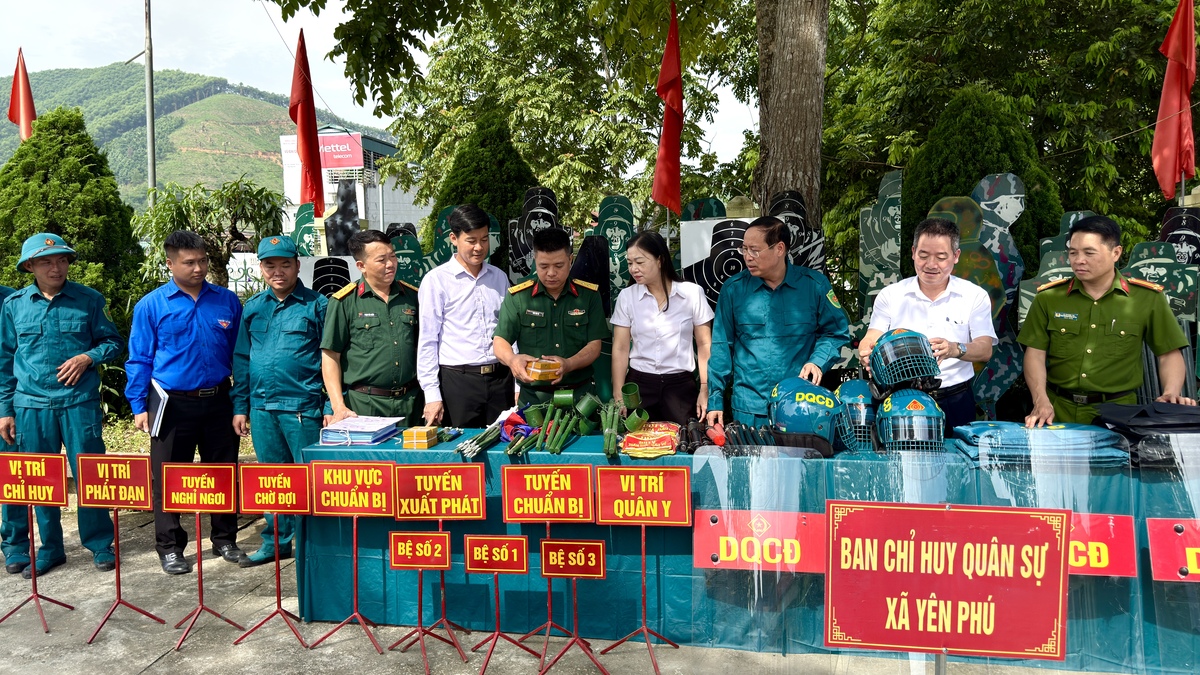 XÃ YÊN PHÚ TỔ CHỨC KHAI MẠC HUẤN LUYỆN DÂN QUÂN NĂM 2026