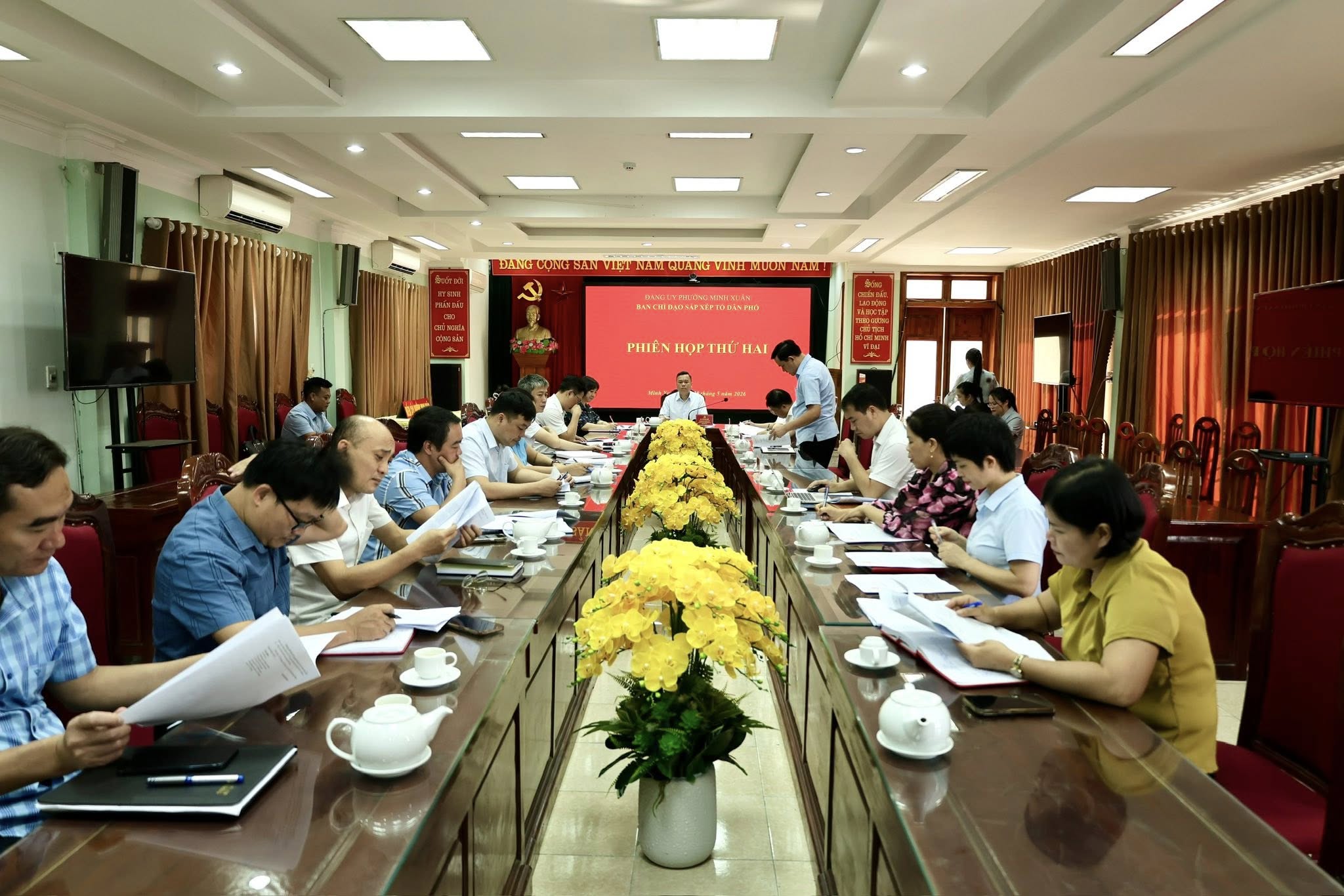Ban Chỉ đạo sắp xếp tổ dân phố phường Minh Xuân tổ chức phiên họp lần thứ hai
