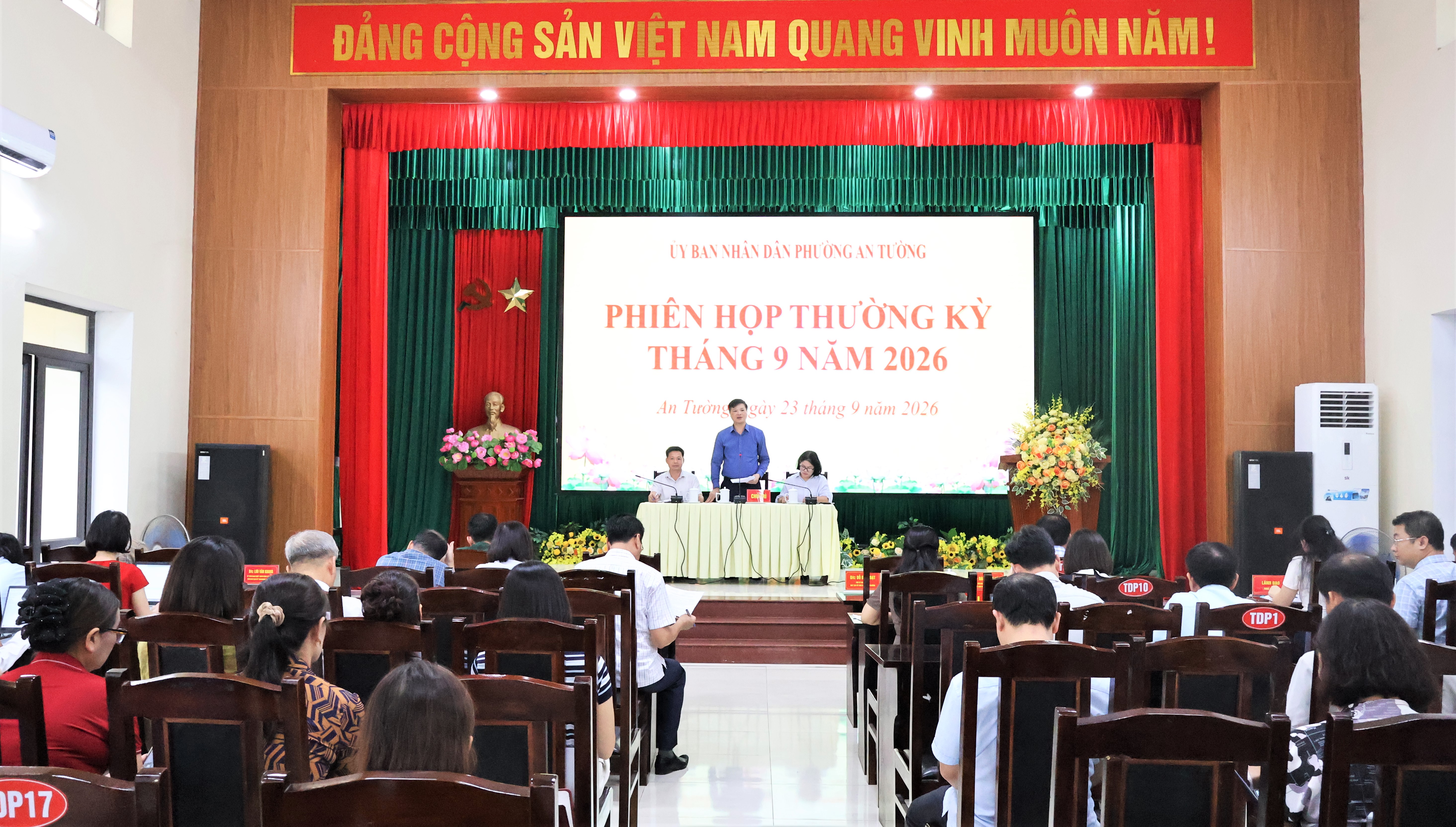 UBND phường An Tường họp phiên thường kỳ tháng 9 năm 2026