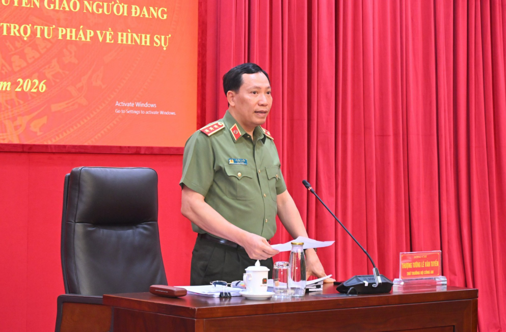 XÂY DỰNG 3 NGHỊ ĐỊNH CỦA CHÍNH PHỦ ĐẢM BẢO TIẾN ĐỘ THỜI ĐIỂM LUẬT DẪN ĐỘ, LUẬT CHUYỂN GIAO NGƯỜI ĐANG CHẤP HÀNH ÁN PHẠT TÙ VÀ LUẬT TƯƠNG TRỢ TƯ PHÁP VỀ HÌNH SỰ CÓ HIỆU LỰC THI HÀNH