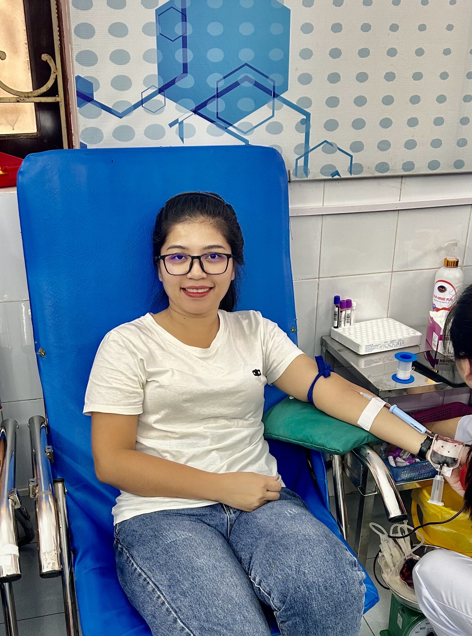 GIỌT MÁU NGHĨA TÌNH - KẾT NỐI SỰ SỐNG