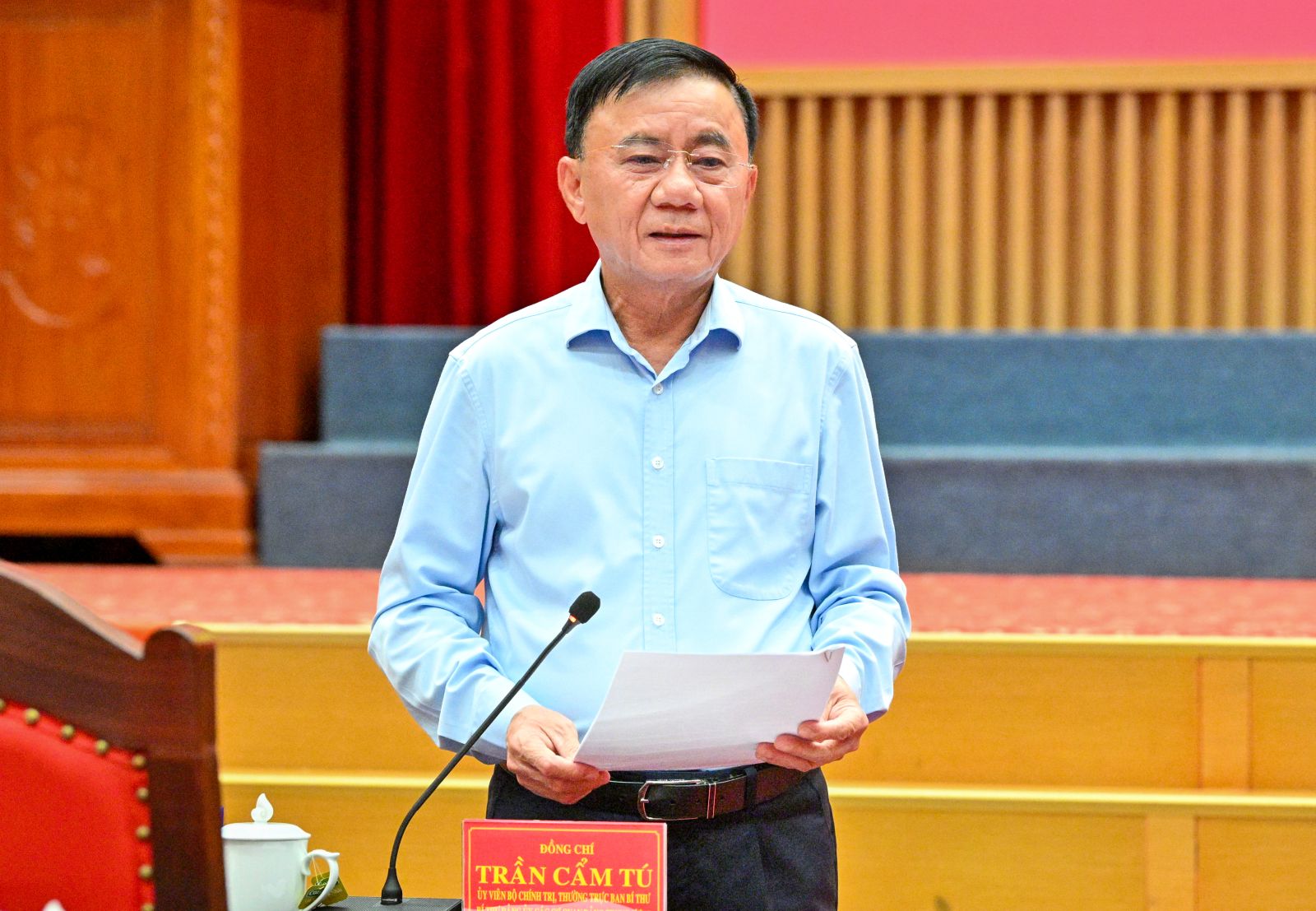 BAN BÍ THƯ HƯỚNG DẪN MỘT SỐ VẤN ĐỀ CỤ THỂ THI HÀNH ĐIỀU LỆ ĐẢNG