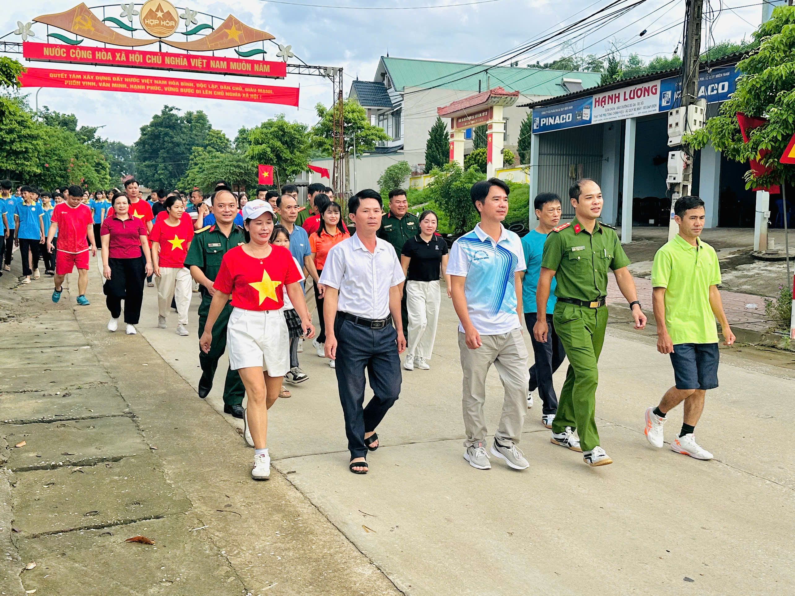 Tân Thanh lan tỏa những bước chân Việt Nam vững bền