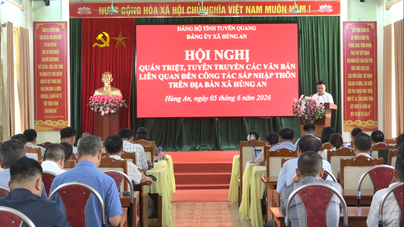 Hội nghị quán triệt, tuyên truyền các văn bản liên quan đến công tác sắp xếp, sáp nhập thôn