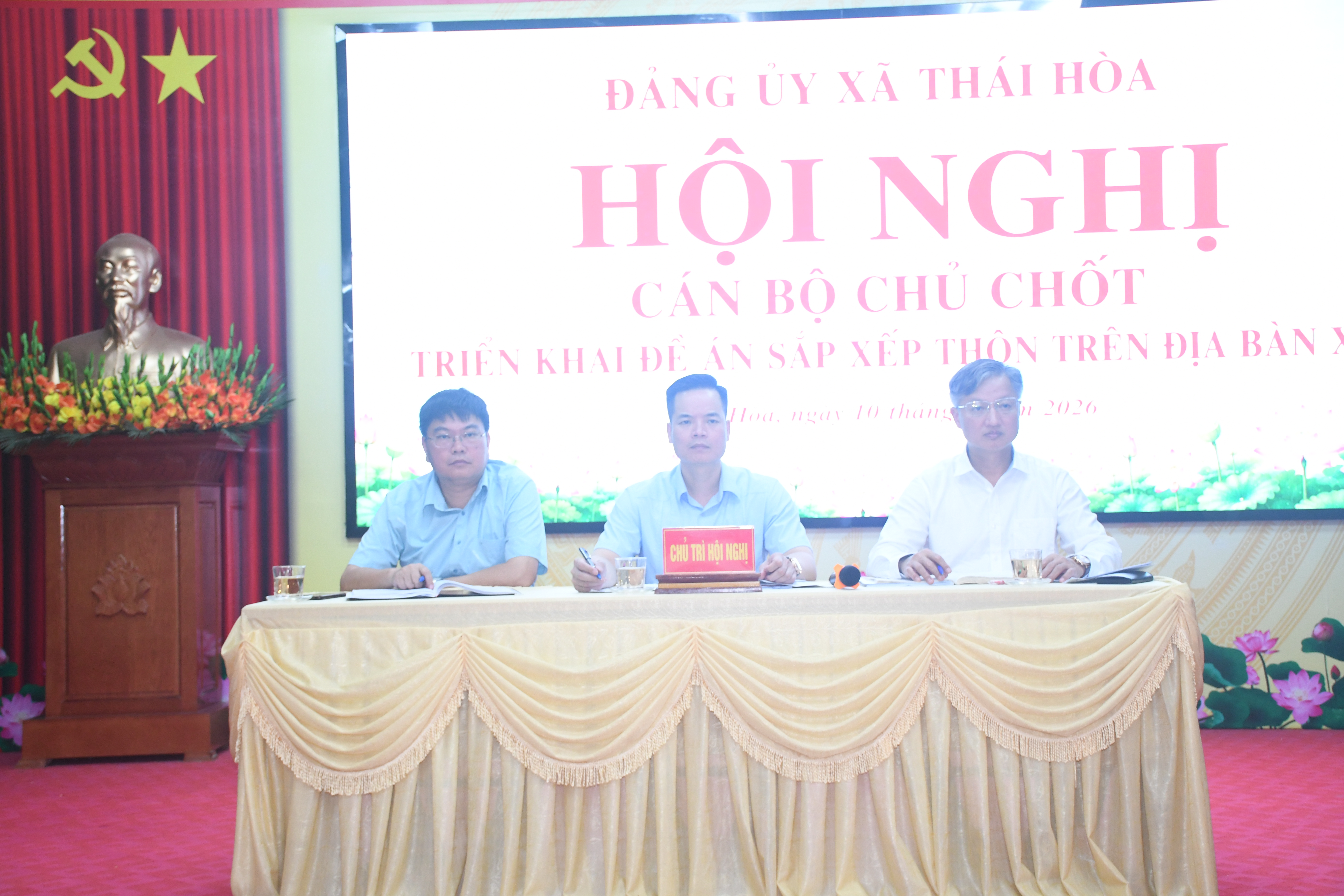 XÃ THÁI HÒA TỔ CHỨC HỘI NGHỊ CÁN BỘ CHỦ CHỐT TRIỂN KHAI ĐỀ ÁN SẮP XẾP THÔN TRÊN ĐỊA BÀN XÃ