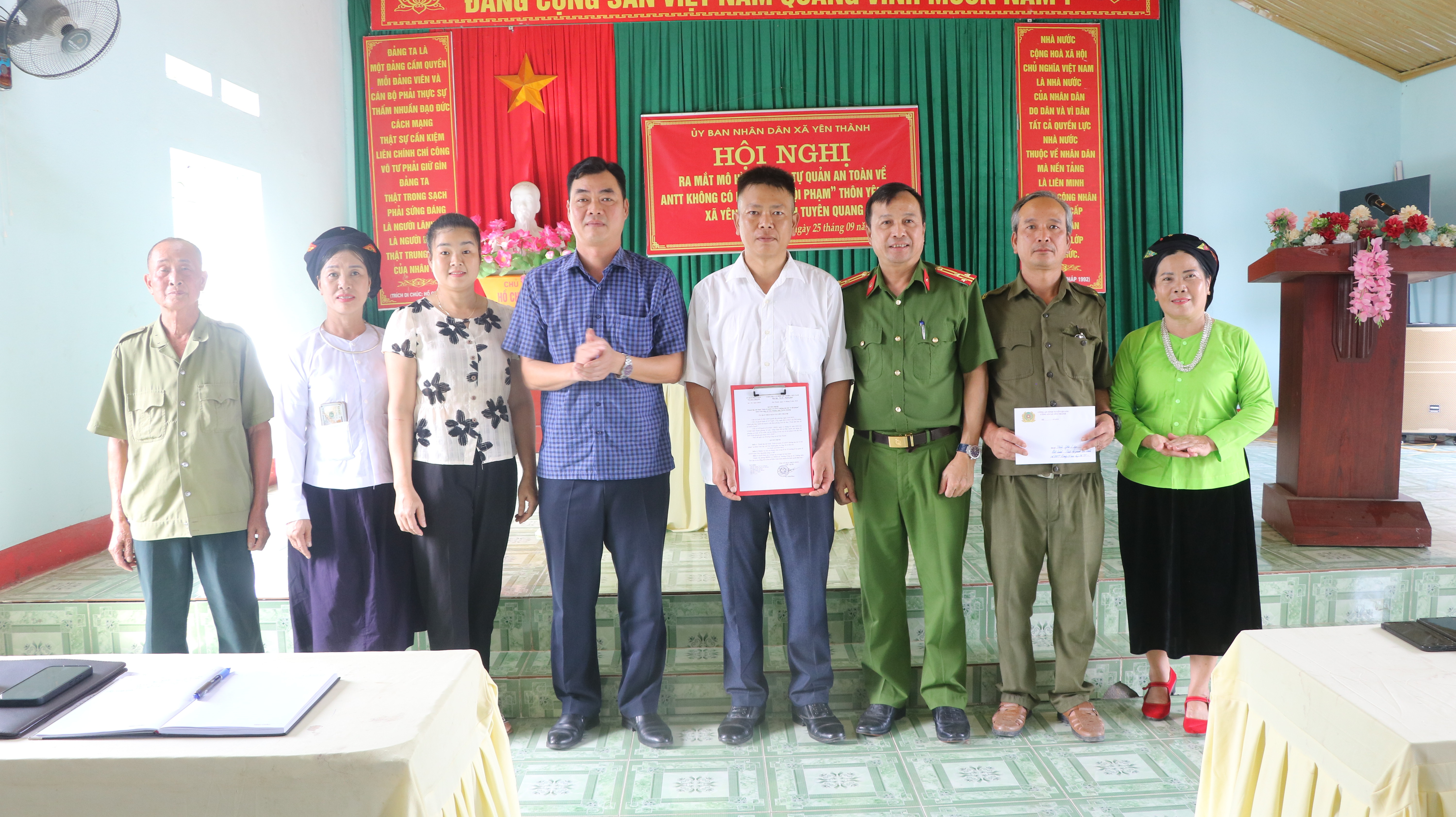 Ra mắt mô hình " Thôn không ma túy" gắn với tự quản về An ninh trật tự 