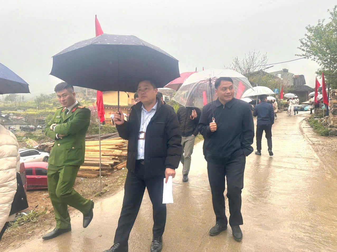  TĂNG CƯỜNG KIỂM TRA HOẠT ĐỘNG KINH DOANH DU LỊCH TẠI LÀNG VĂN HÓA DU LỊCH LÔ LÔ CHẢI