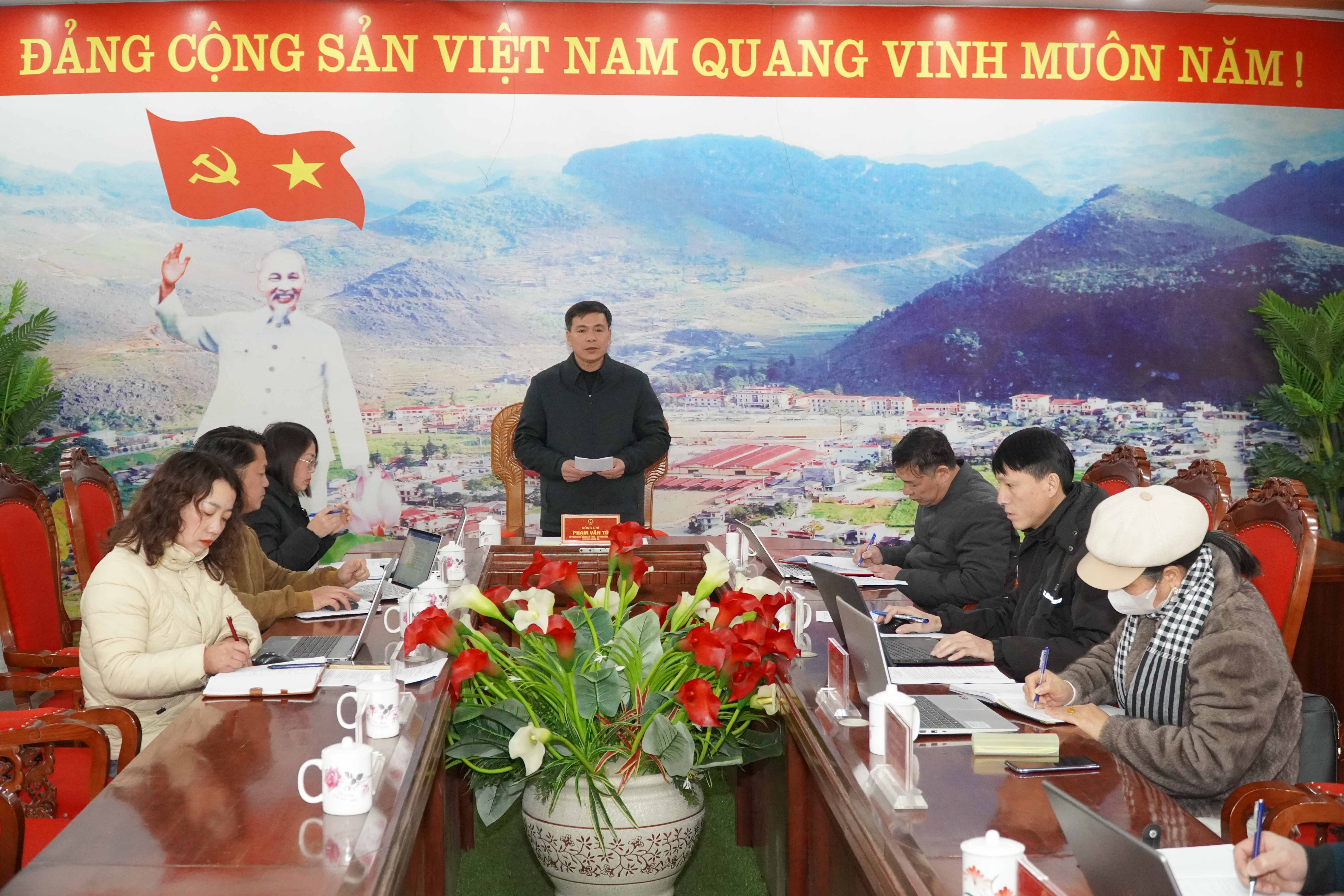 Thường trực HĐND xã Mèo Vạc tổ chức phiên họp tháng 01 năm 2026, thống nhất nhiều nội dung quan trọng