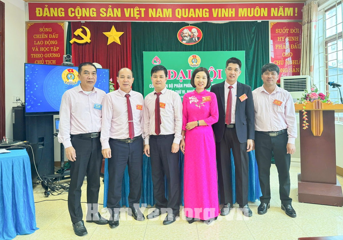 Đại hội Công đoàn bộ phận Phòng giao dịch NHCSXH Hàm Yên lần thứ VI, nhiệm kỳ 2025 – 2030
