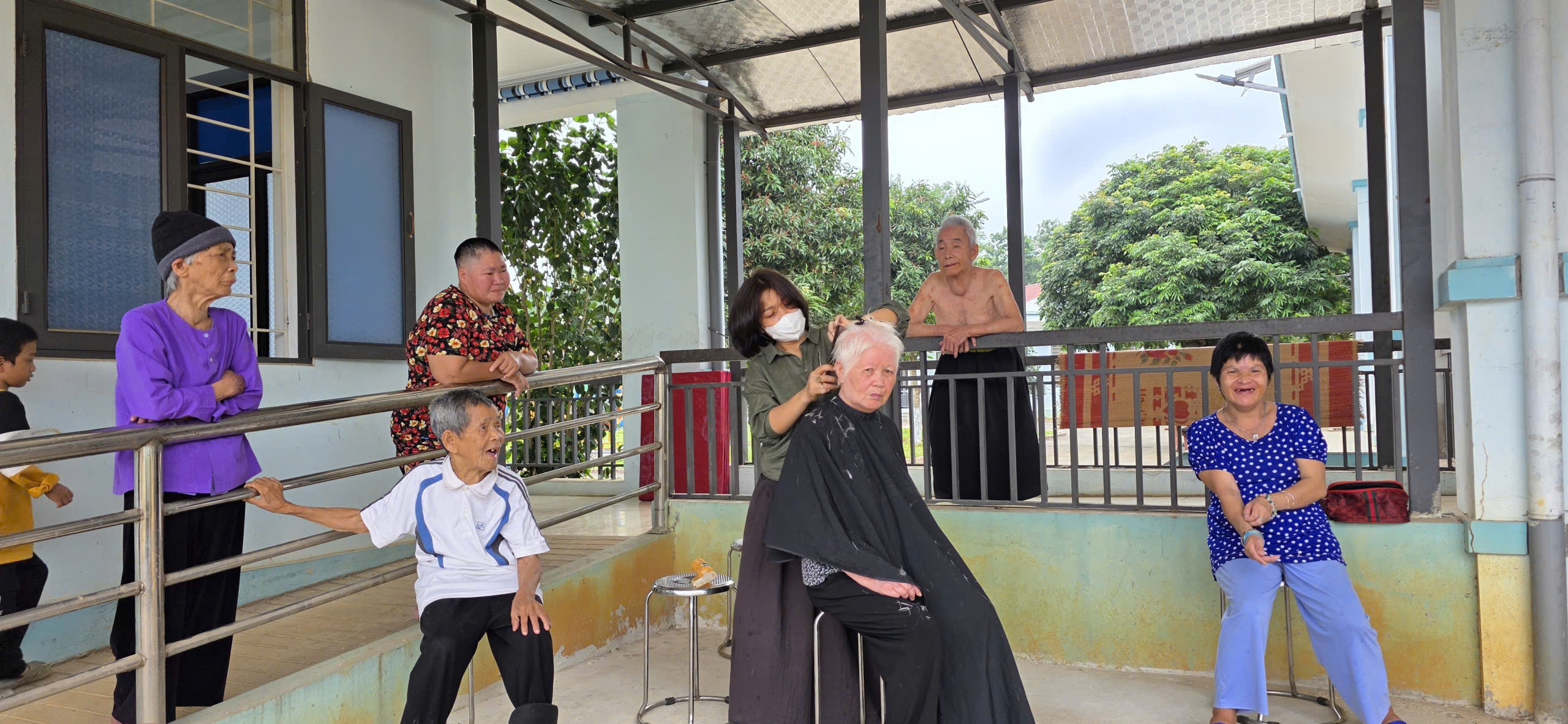 LAN TỎA YÊU THƯƠNG TỪ NHỮNG MÁI TÓC NGHĨA TÌNH