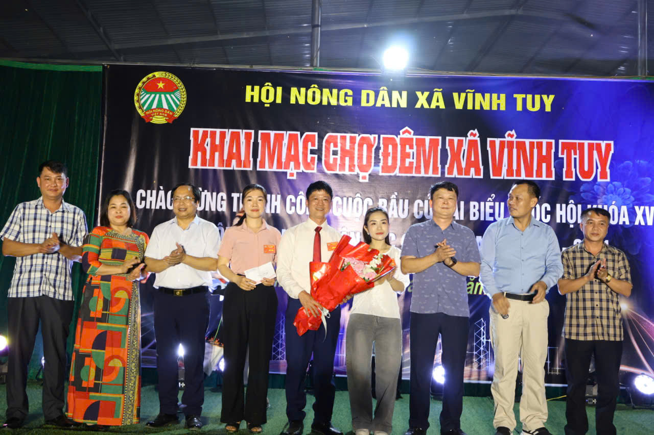 Chợ đ&ecirc;m1.jpg