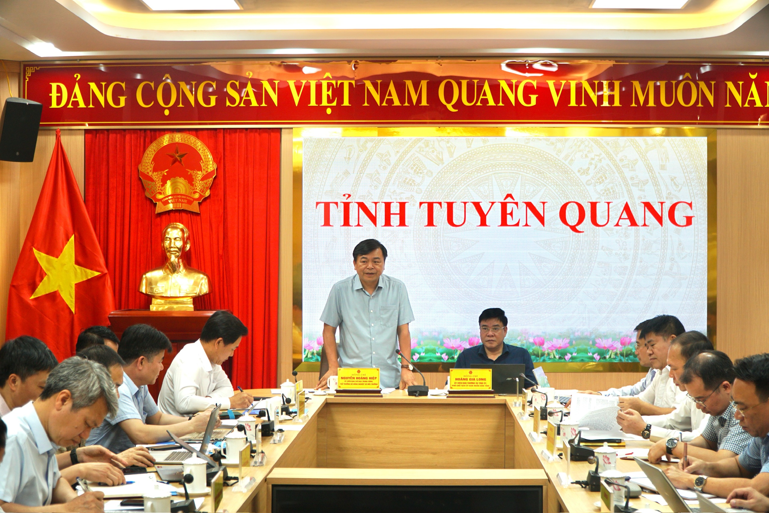 Tập trung giảm nghèo bền vững cho vùng đồng bào dân tộc thiểu số