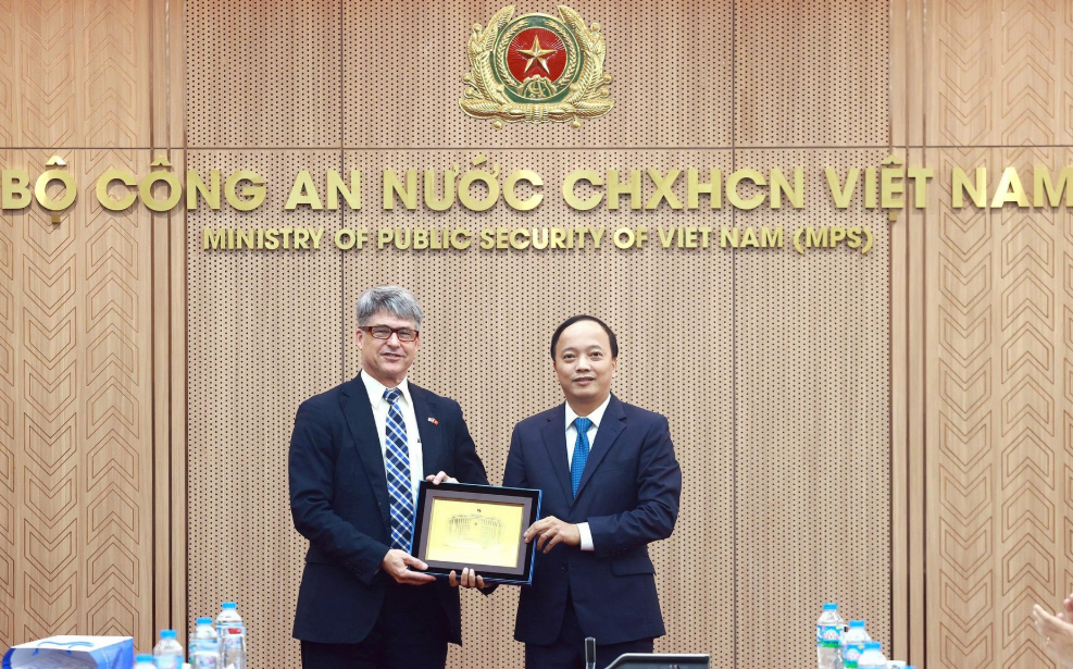 MỞ RỘNG KHÔNG GIAN HỢP TÁC VỚI CỘNG ĐỒNG DOANH NGHIỆP HOA KỲ