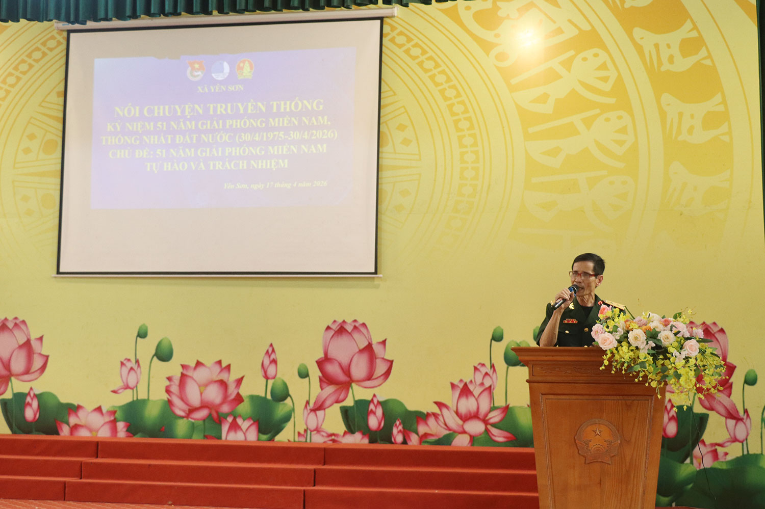 Đoàn xã Yên Sơn tổ chức chương trình Nói chuyện truyền thống; tuyên truyền, phổ biến giáo dục pháp luật; tư vấn sức khỏe sinh sản vị thành niên và tuyên truyền chuyển đổi số cho thanh thiếu niên