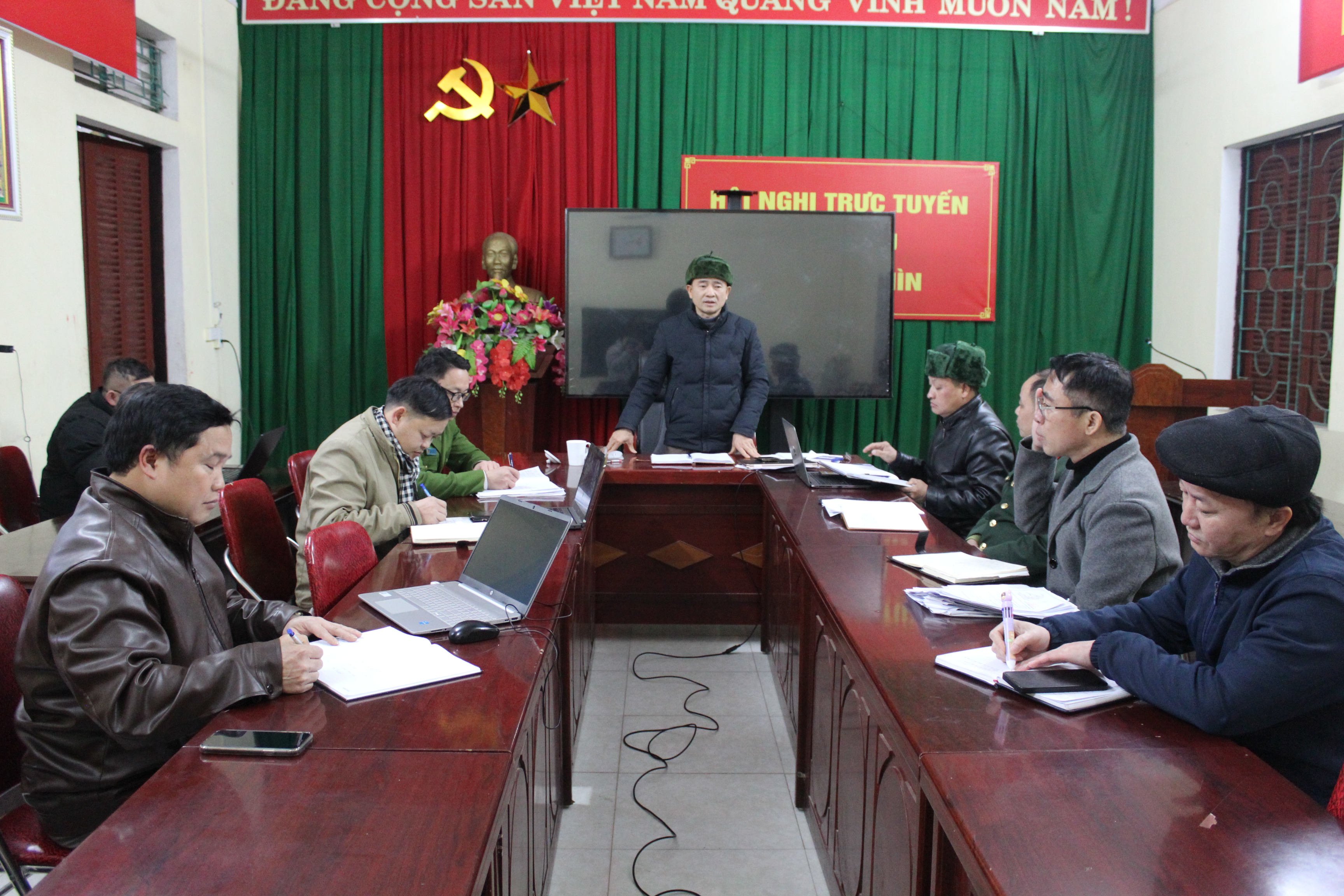 Phiên họp UBND xã triển khai các nhiệm vụ trước, trong và sau Tết Nguyên đán 2026