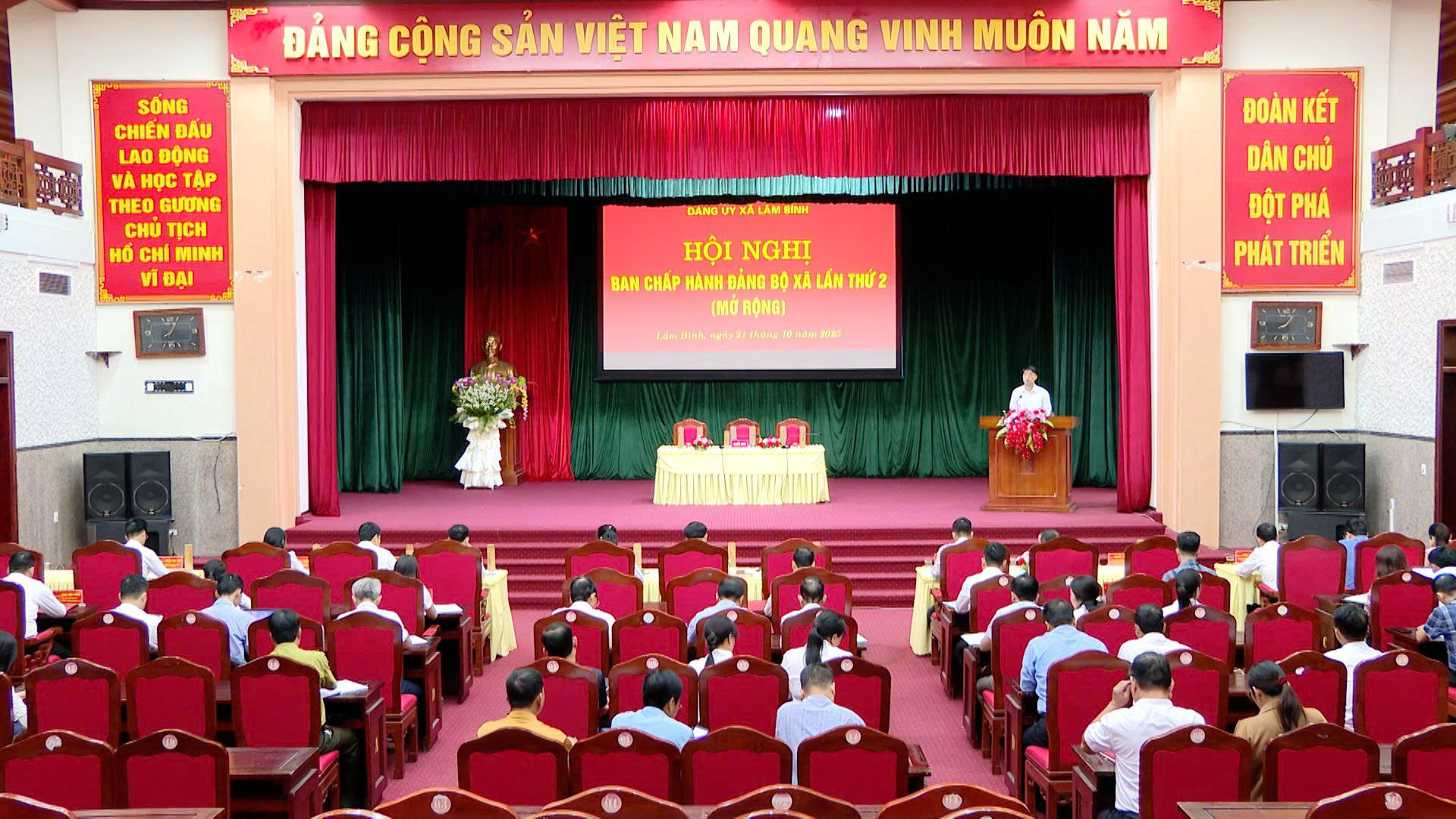 Hội nghị Ban chấp hành Đảng bộ xã Lâm Bình lần thứ hai ( mở rộng) 