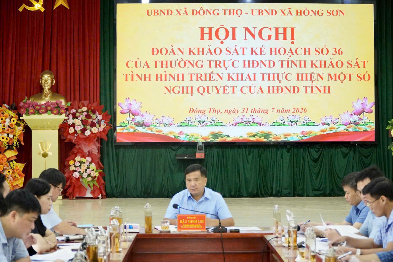 Thường trực HĐND tỉnh khảo sát tình hình triển khai thực hiện một số Nghị quyết thuộc lĩnh vực Dân tộc, Pháp chế tại xã Đông Thọ và xã Hồng Sơn
