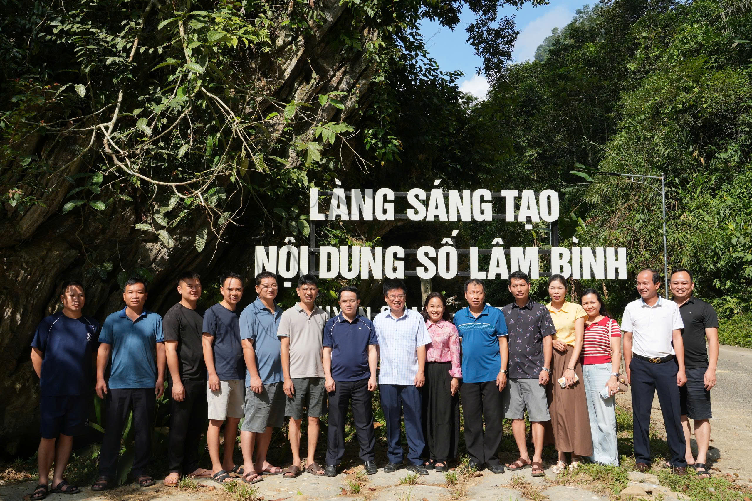 XÃ BÌNH XA HỌC TẬP TRAO ĐỔI KINH NGHIỆM TẠI XÃ THƯỢNG LÂM VÀ XÃ LÂM BÌNH