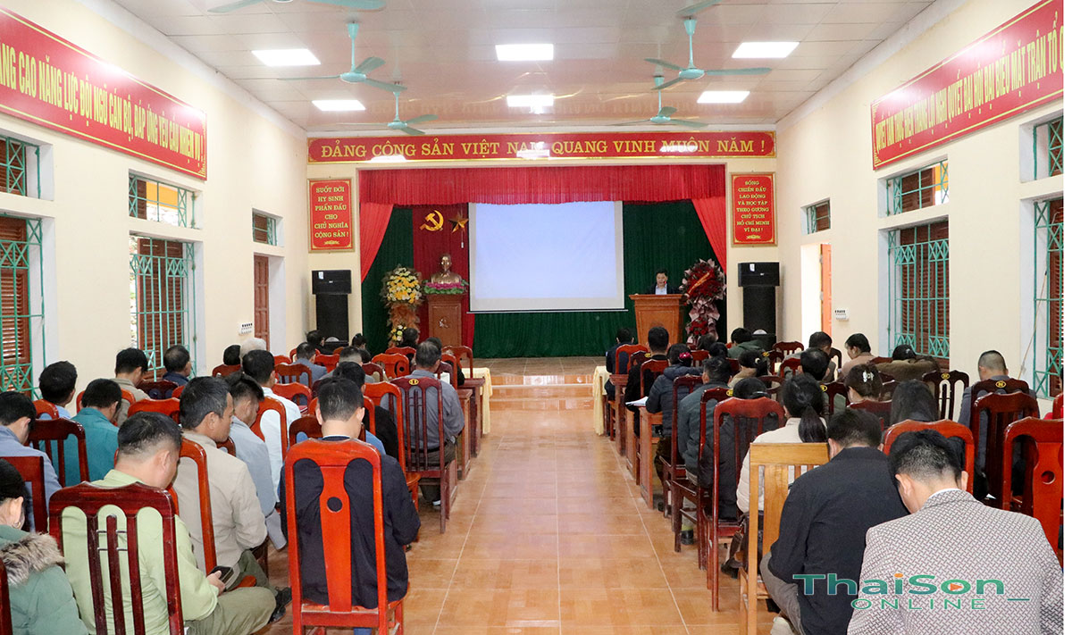 Xã Thái Sơn tổ chức Hội nghị tập huấn sử dụng phần mềm quản lý văn bản ioffice và triển khai “Bình dân học vụ số” trên ứng dụng VNeID