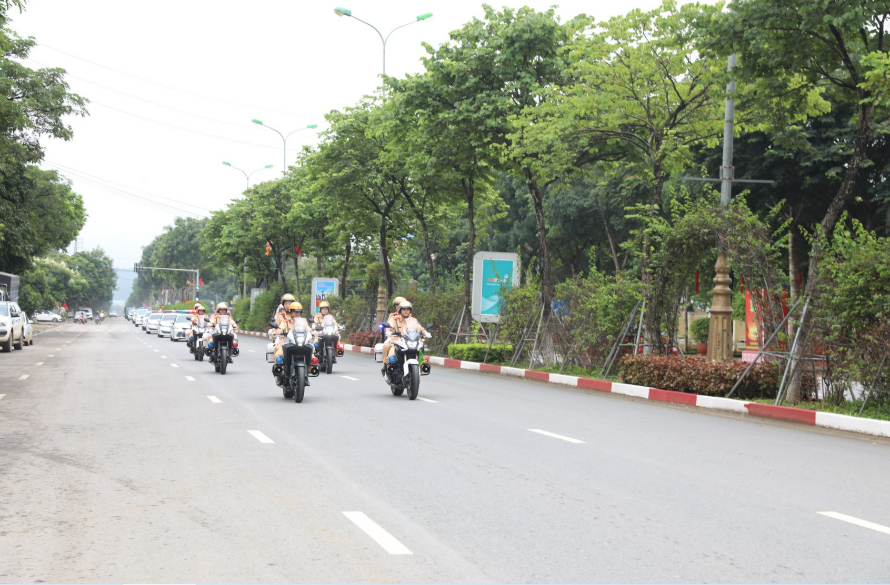 BẢO ĐẢM TRẬT TỰ, AN TOÀN GIAO THÔNG DỊP NGHỈ LỄ 02/9 VÀ THÁNG CAO ĐIỂM HỌC SINH ĐẾN TRƯỜNG